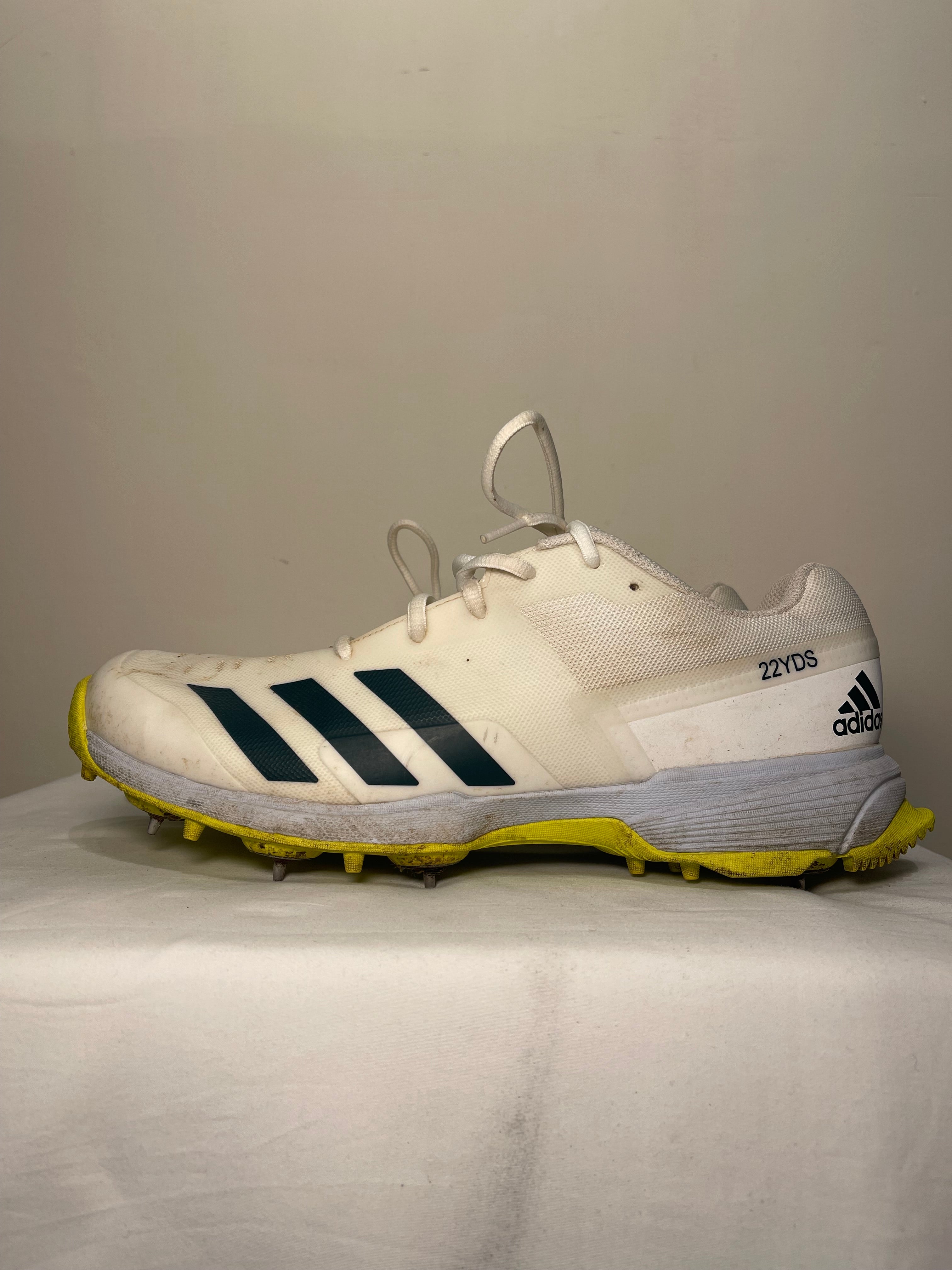 ADIDAS 22yrds Cricket Shoes – Reeplay