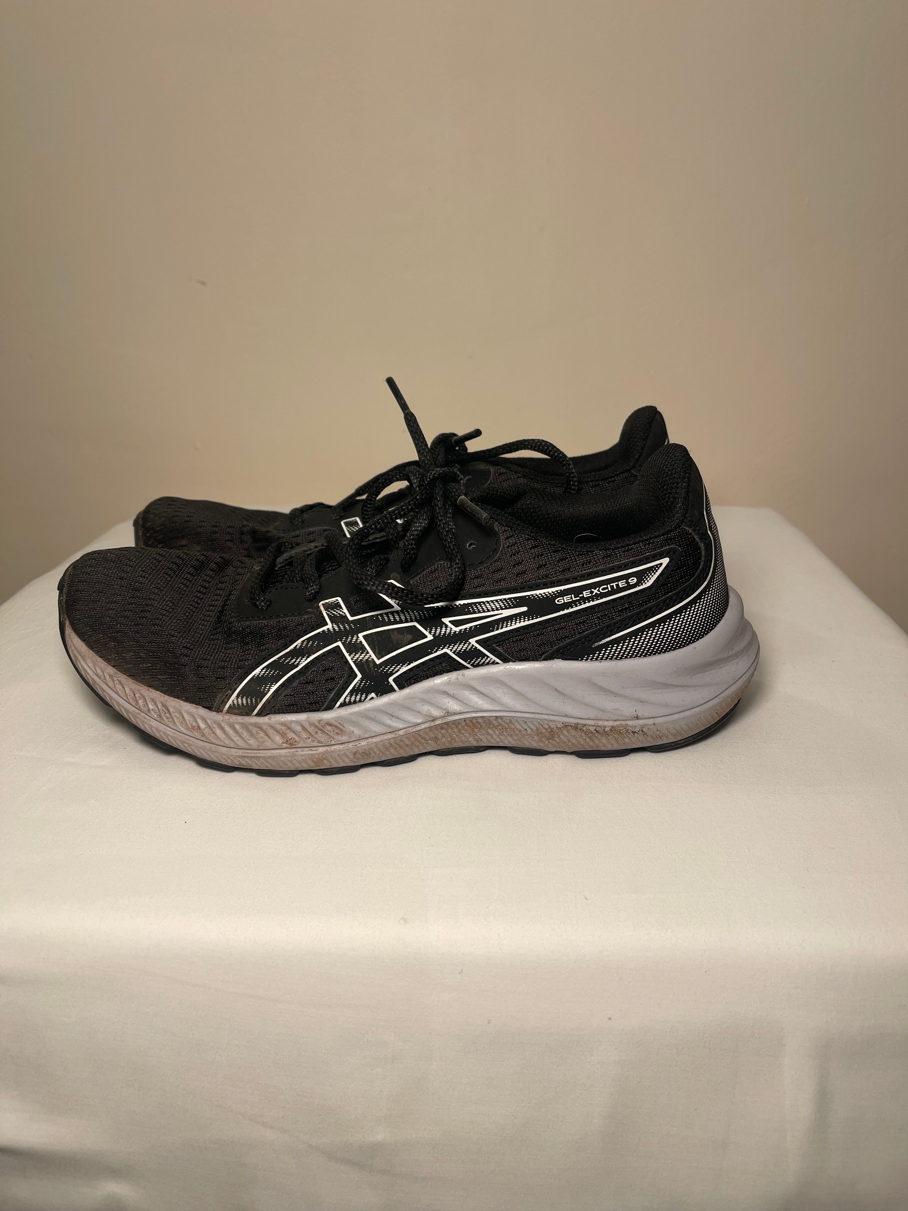 ASICS Gel Excite 9 Trainers