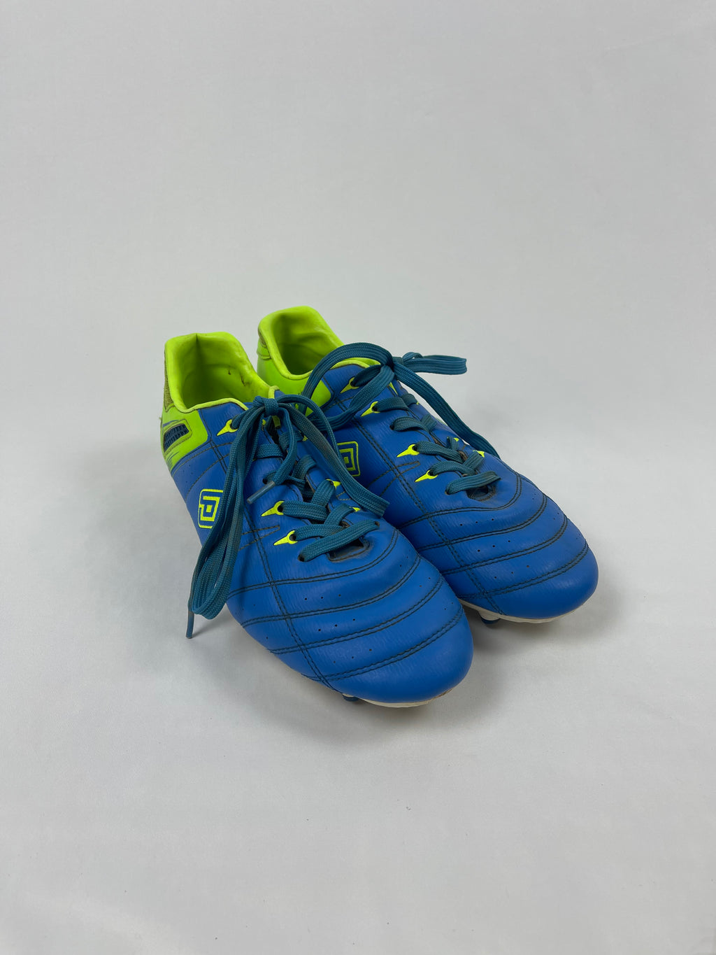 Dream Pairs Football Boots