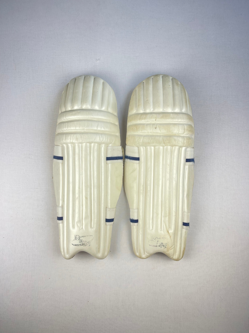 D&M Young Gun Junior Cricket Pads
