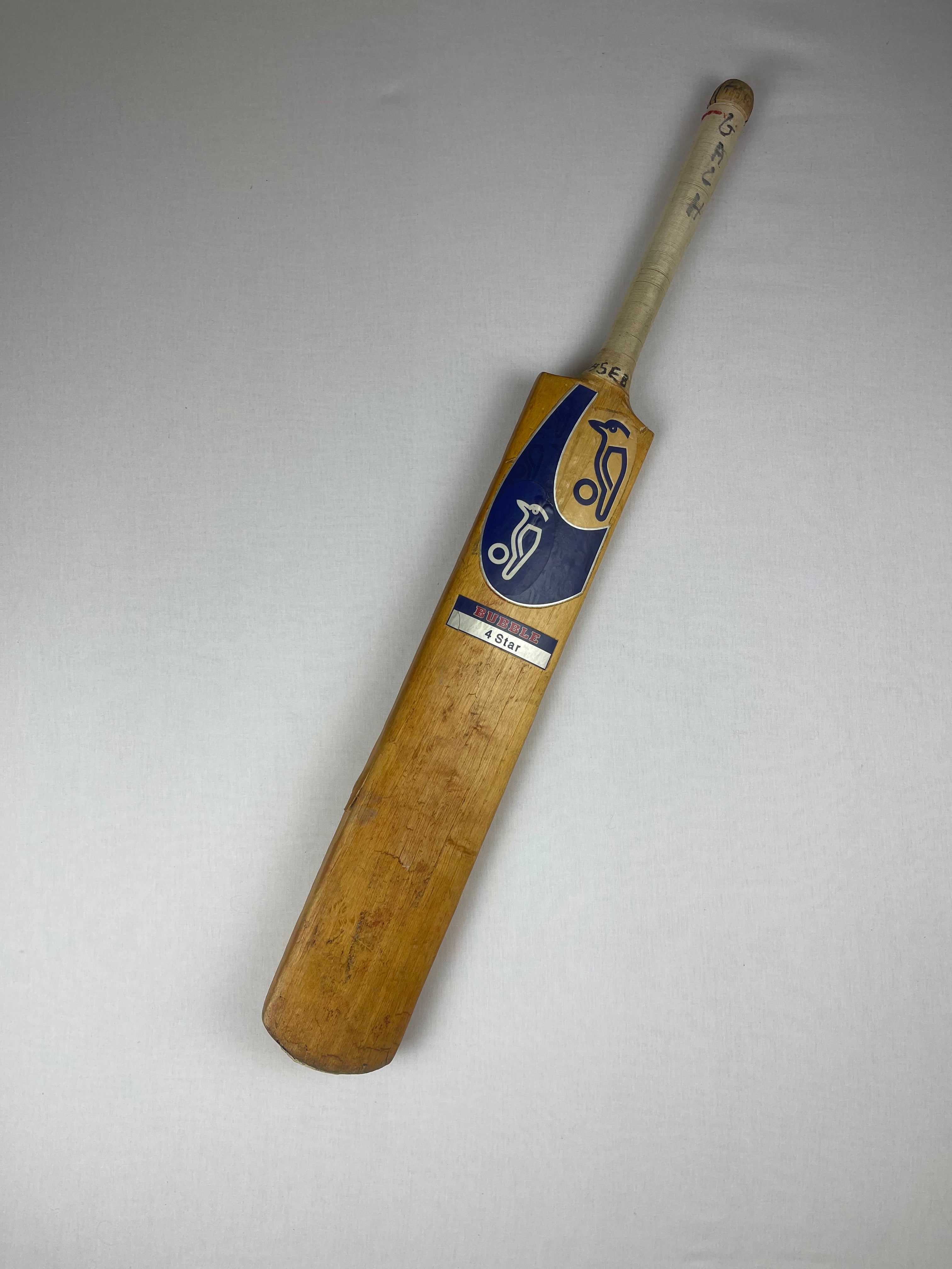 Kookaburra Bubble 4 Star Cricket Bat