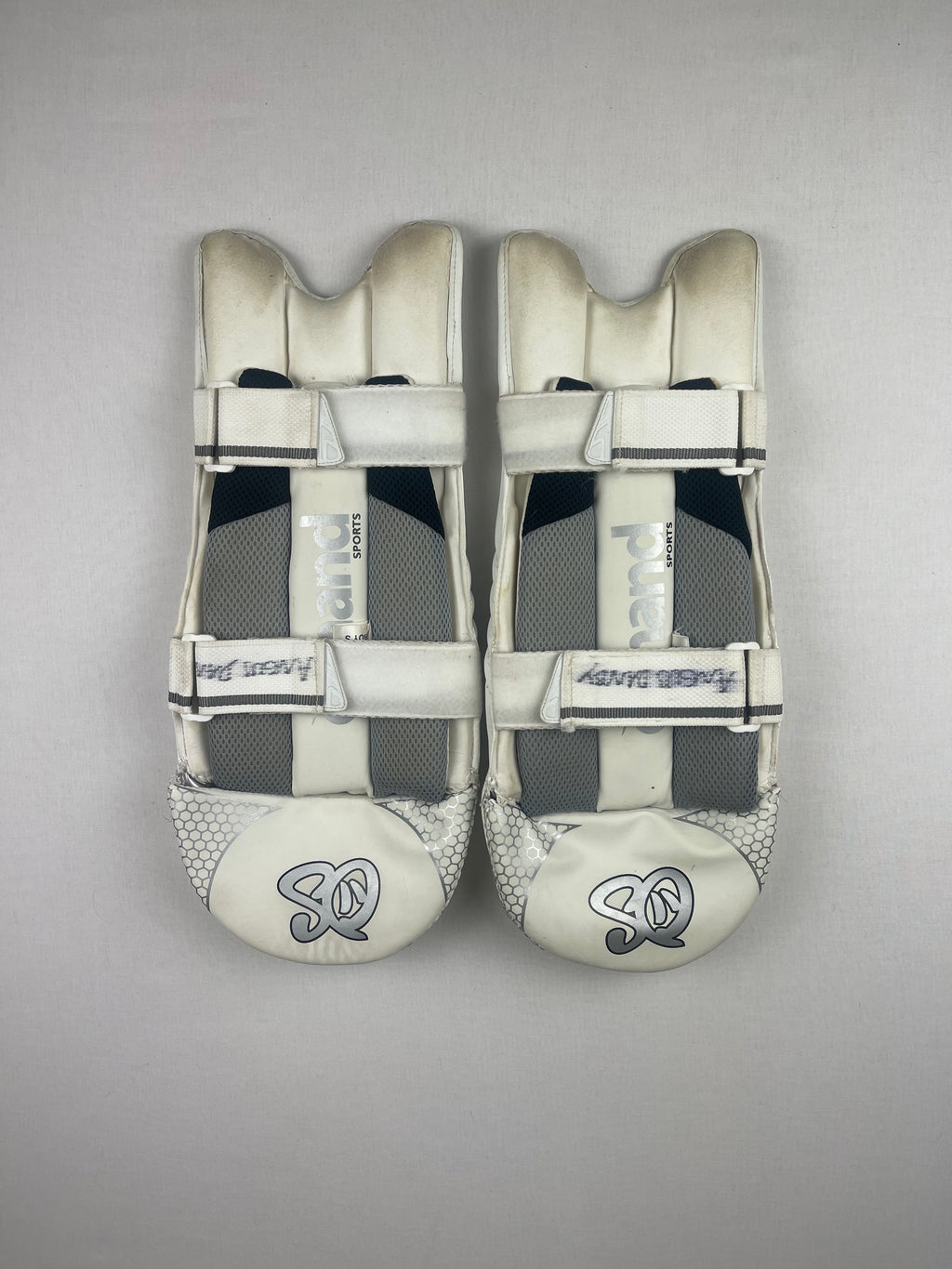 Kids Wicketkeeping Cricket Pads