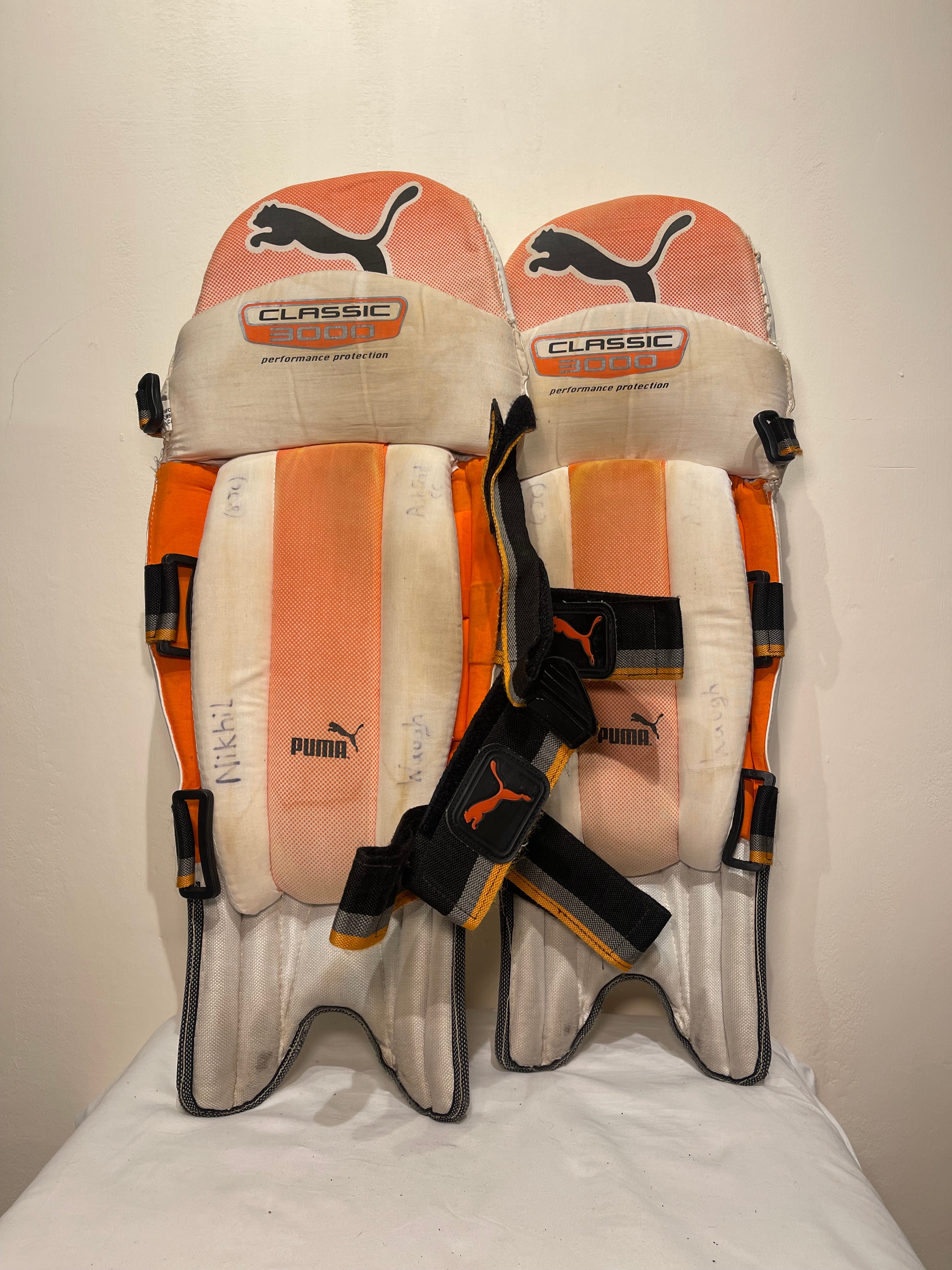 Puma Classic 3000 Cricket Leg Pads