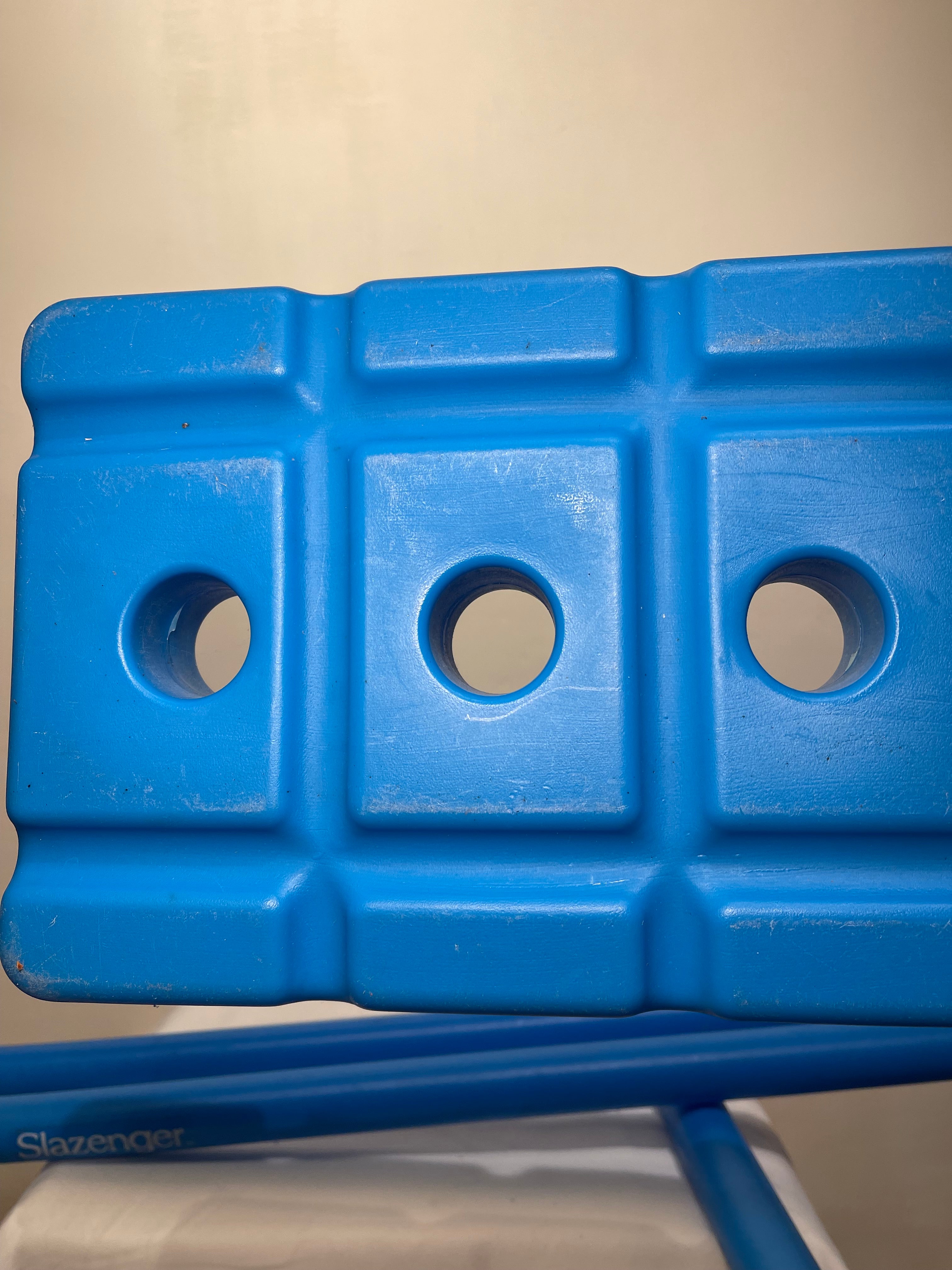 Slazenger Plastic Cricket Stumps Set