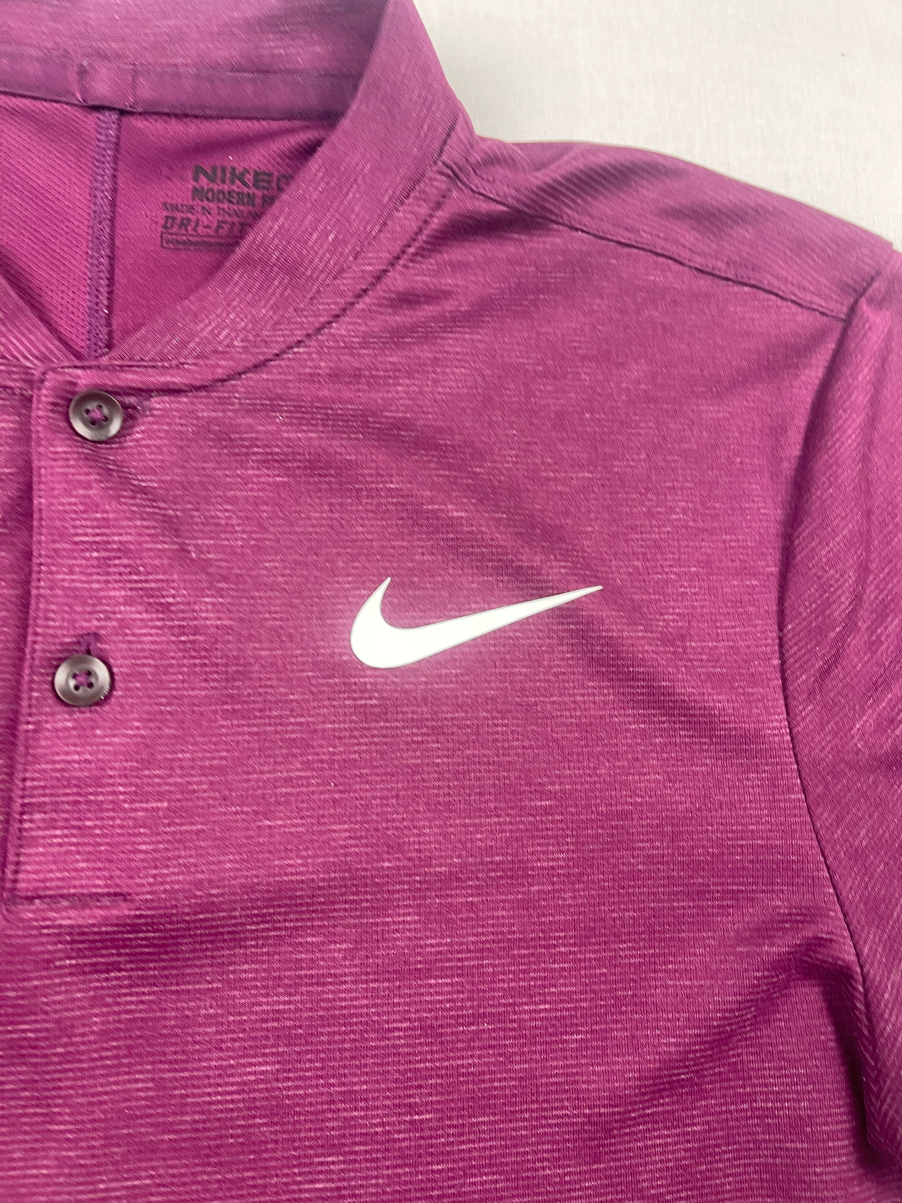 Nike Modern Fit Golf Polo