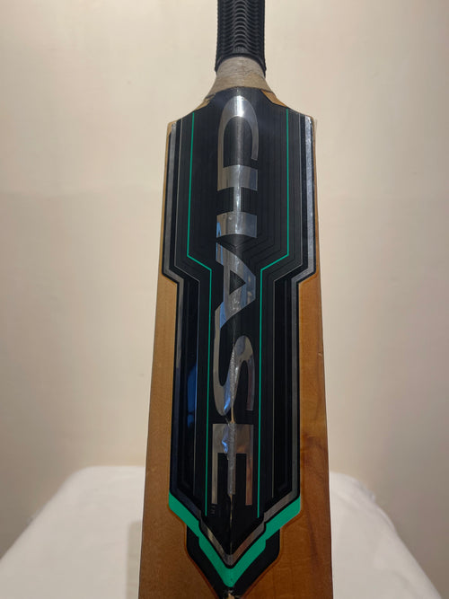 Chase Finback R4 Cricket Bat