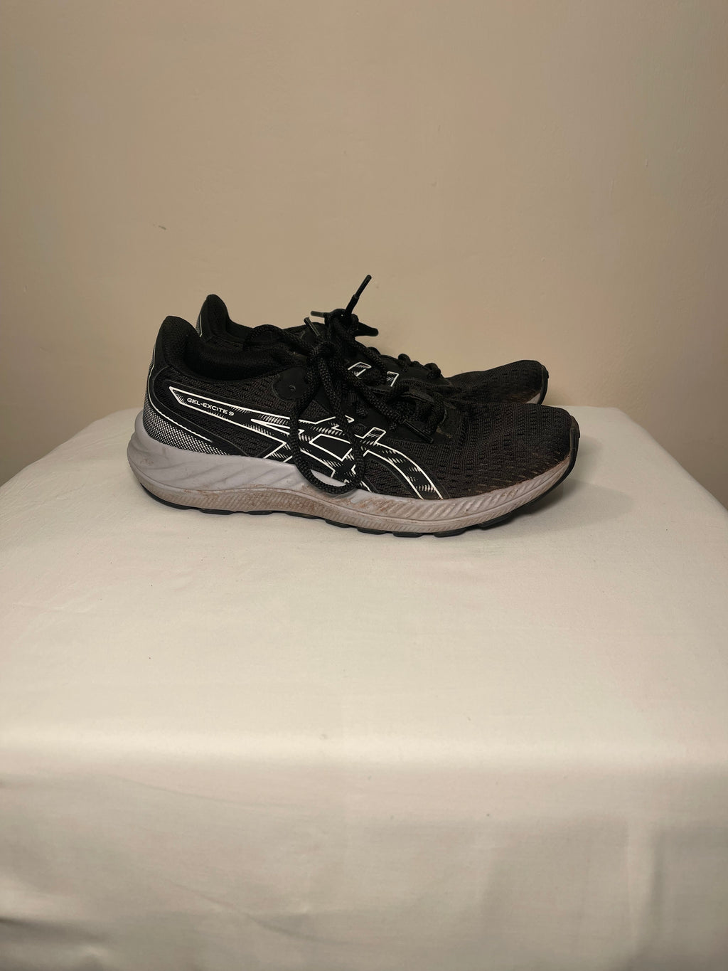 ASICS Gel Excite 9 Trainers