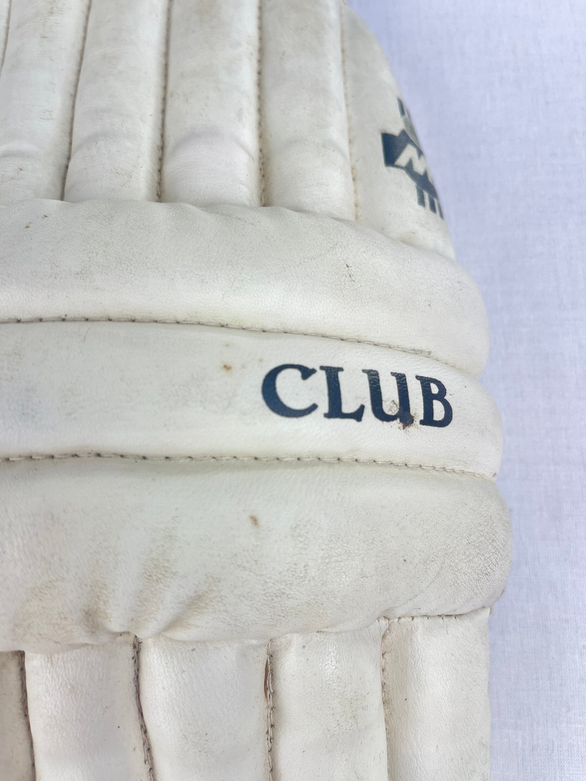 MB Youth Club Cricket Pads