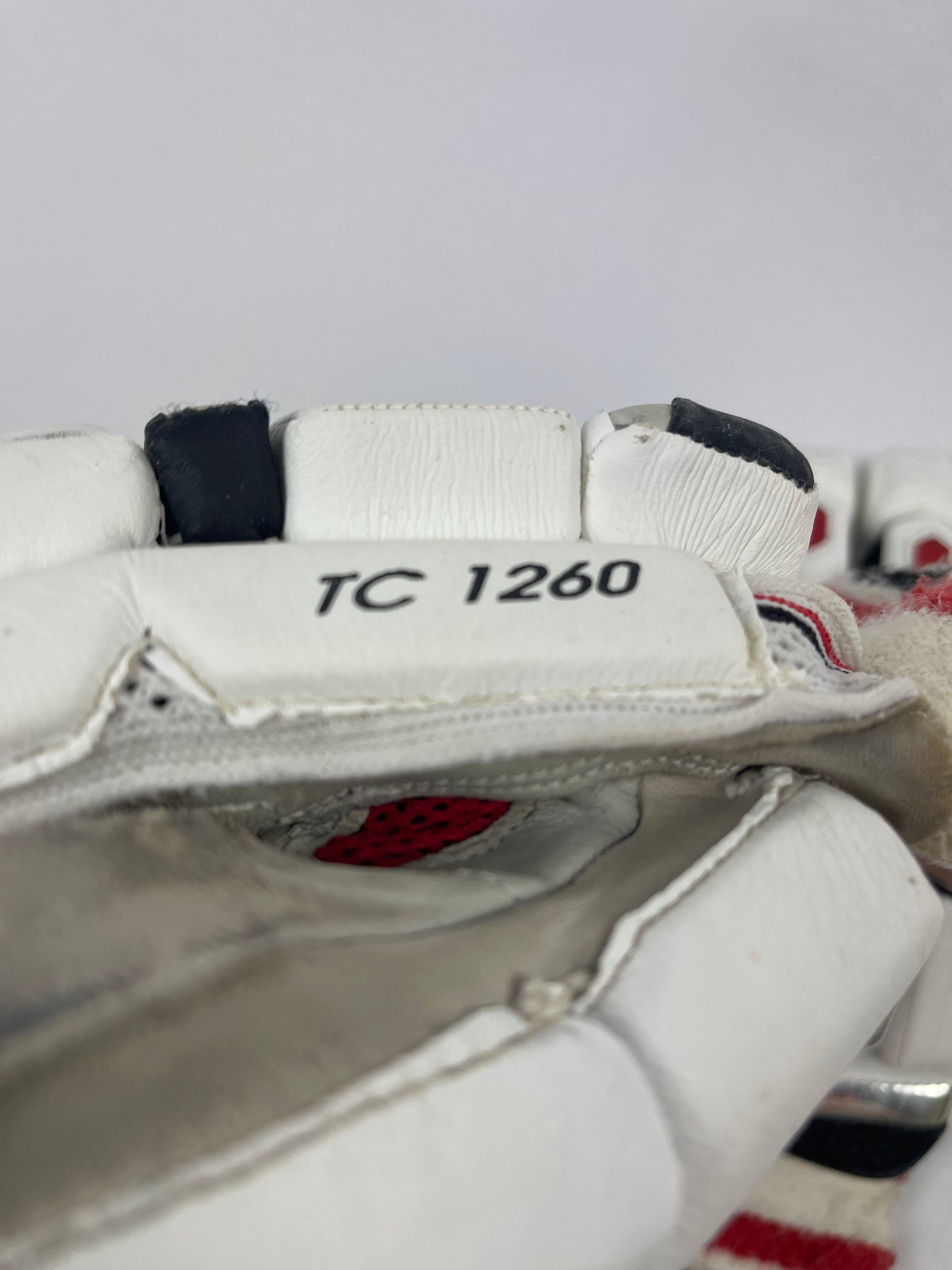 New Balance Cricket Gloves