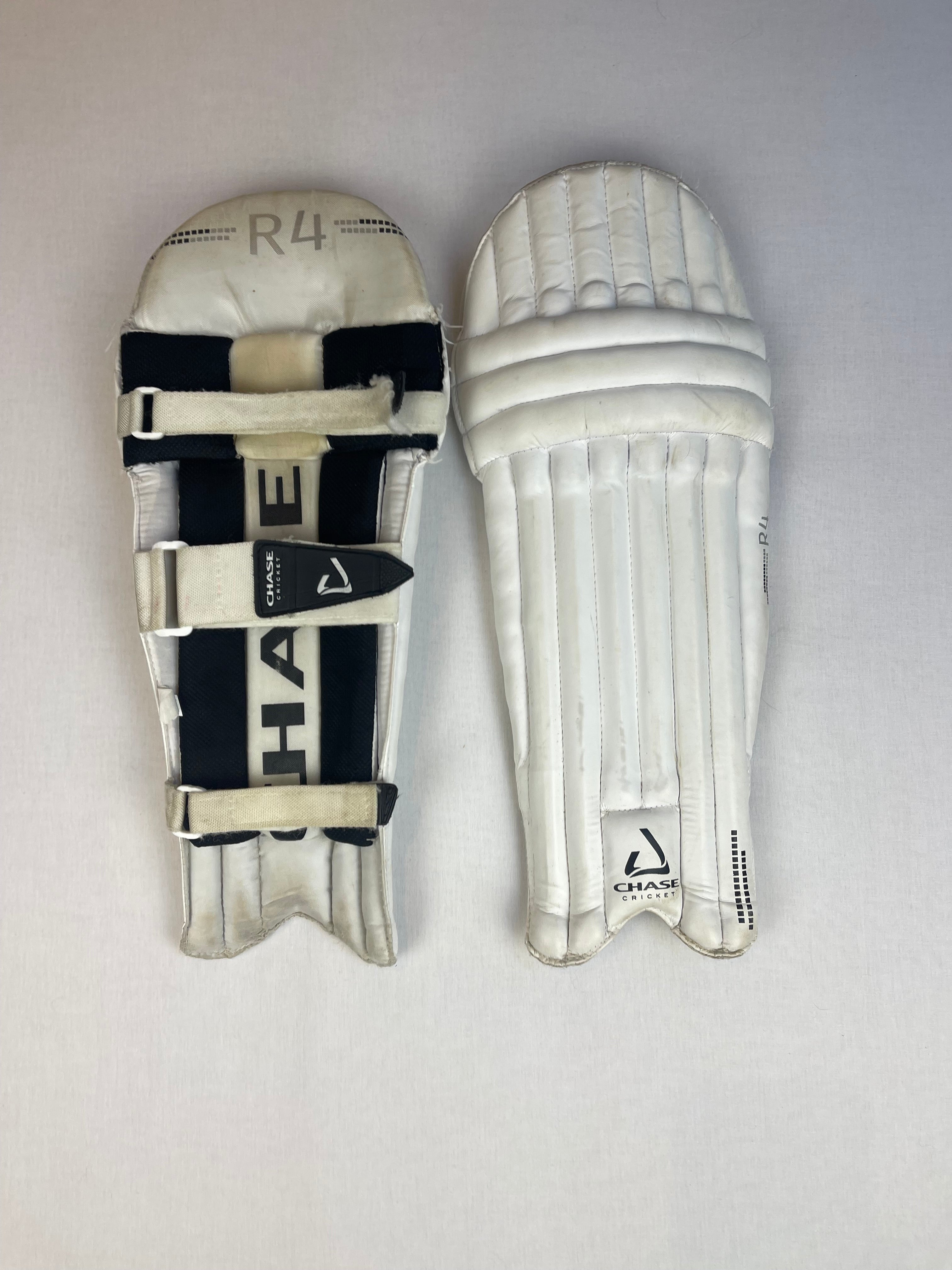 Chase R4 Junior Cricket Pads