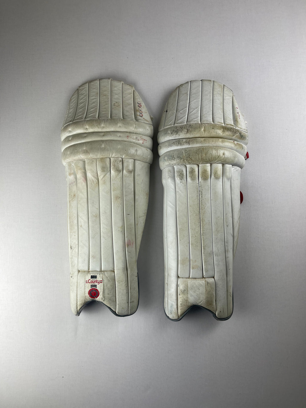Hunts County Adult Cricket Pads