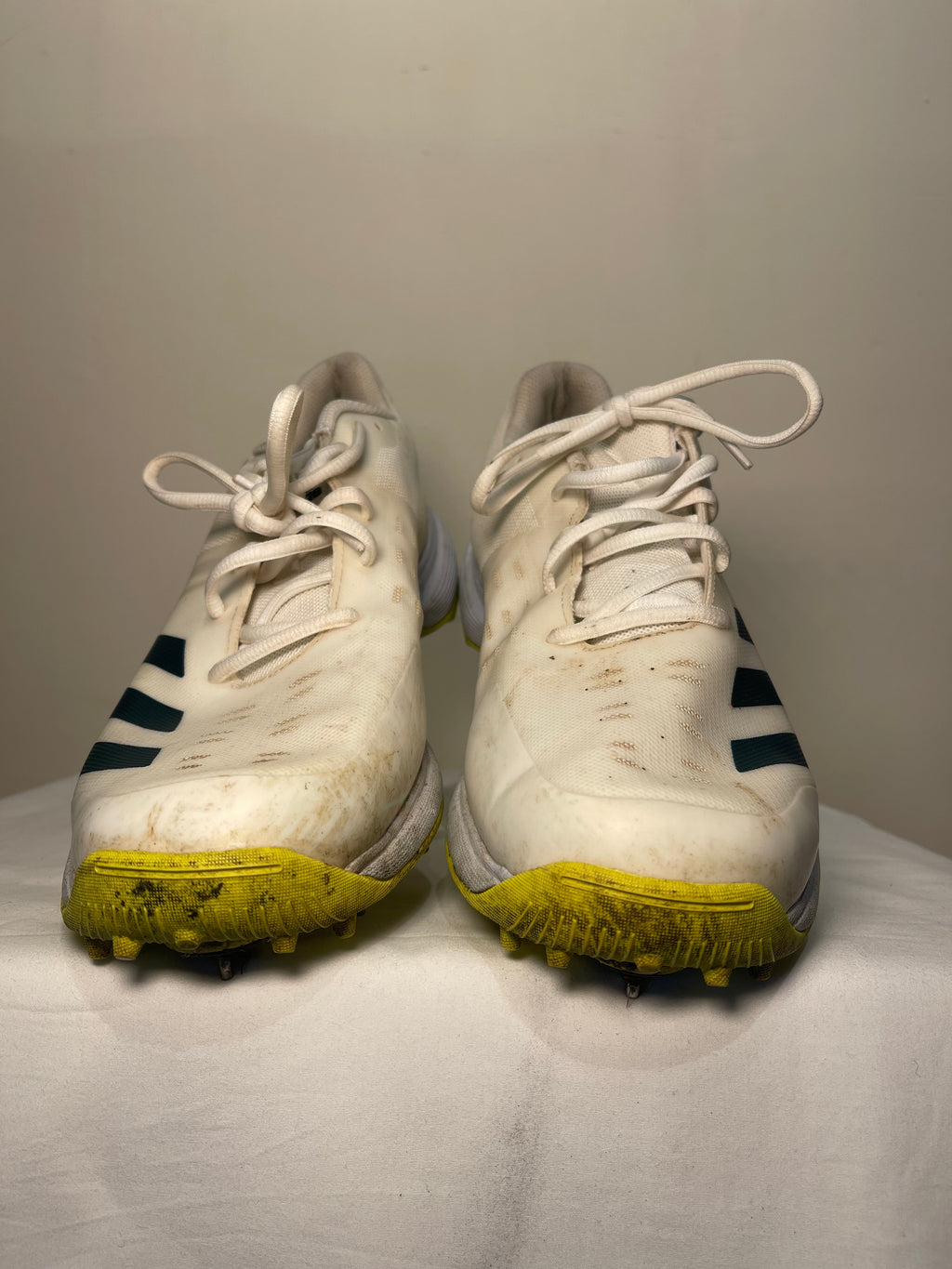 ADIDAS 22yrds Cricket Shoes