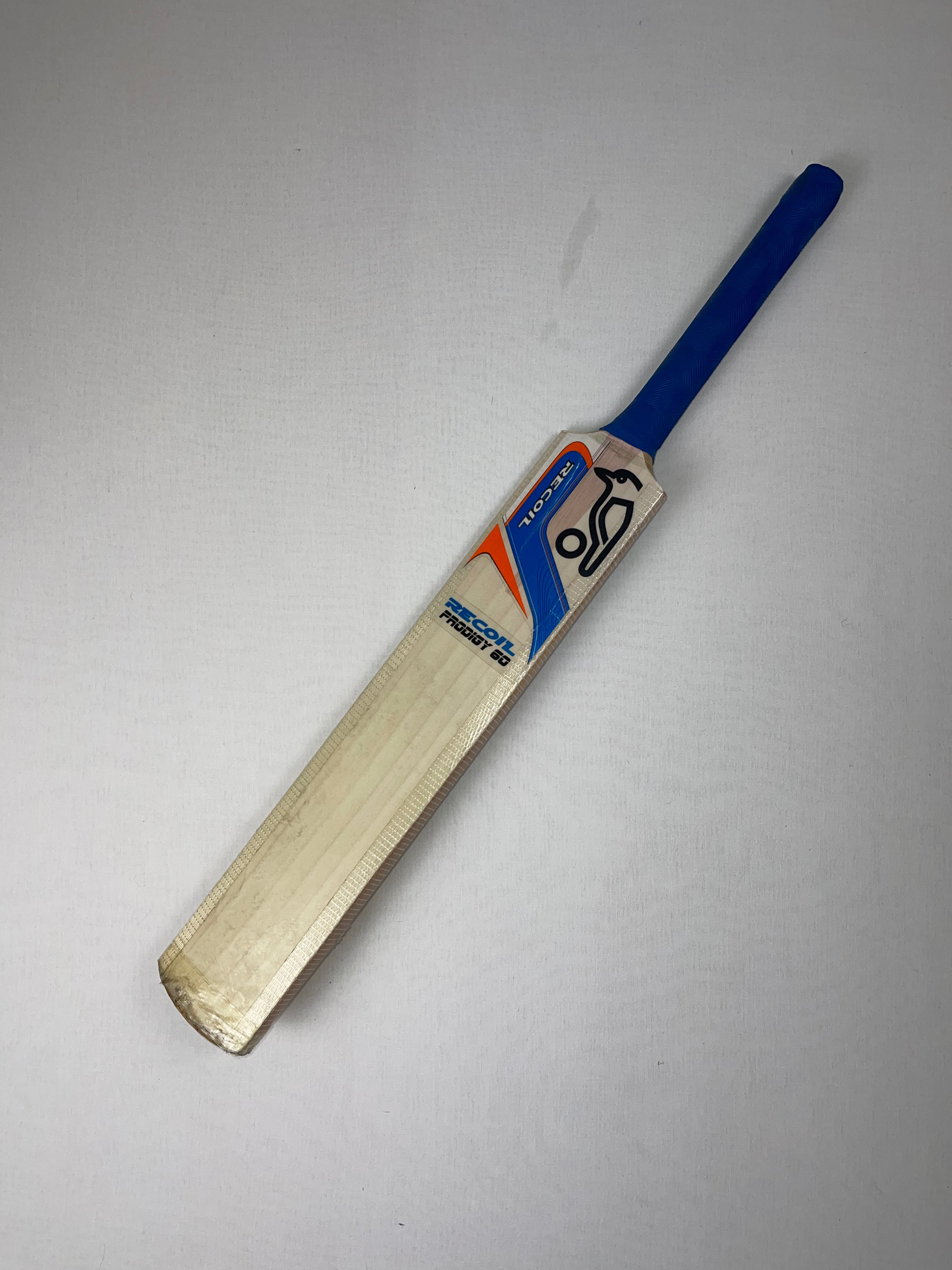 Kookaburra Recoil Prodigy 60 Junior Cricket Bat