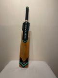 Chase Finback R4 Cricket Bat