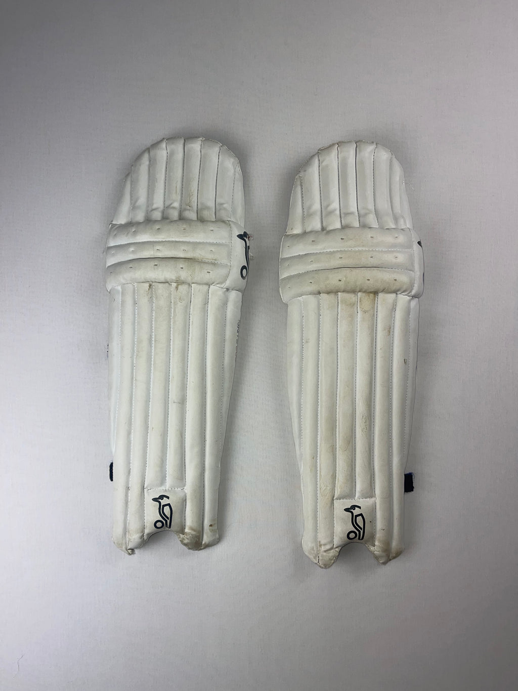 Kookaburra Junior Ignite 2000 Cricket Pads