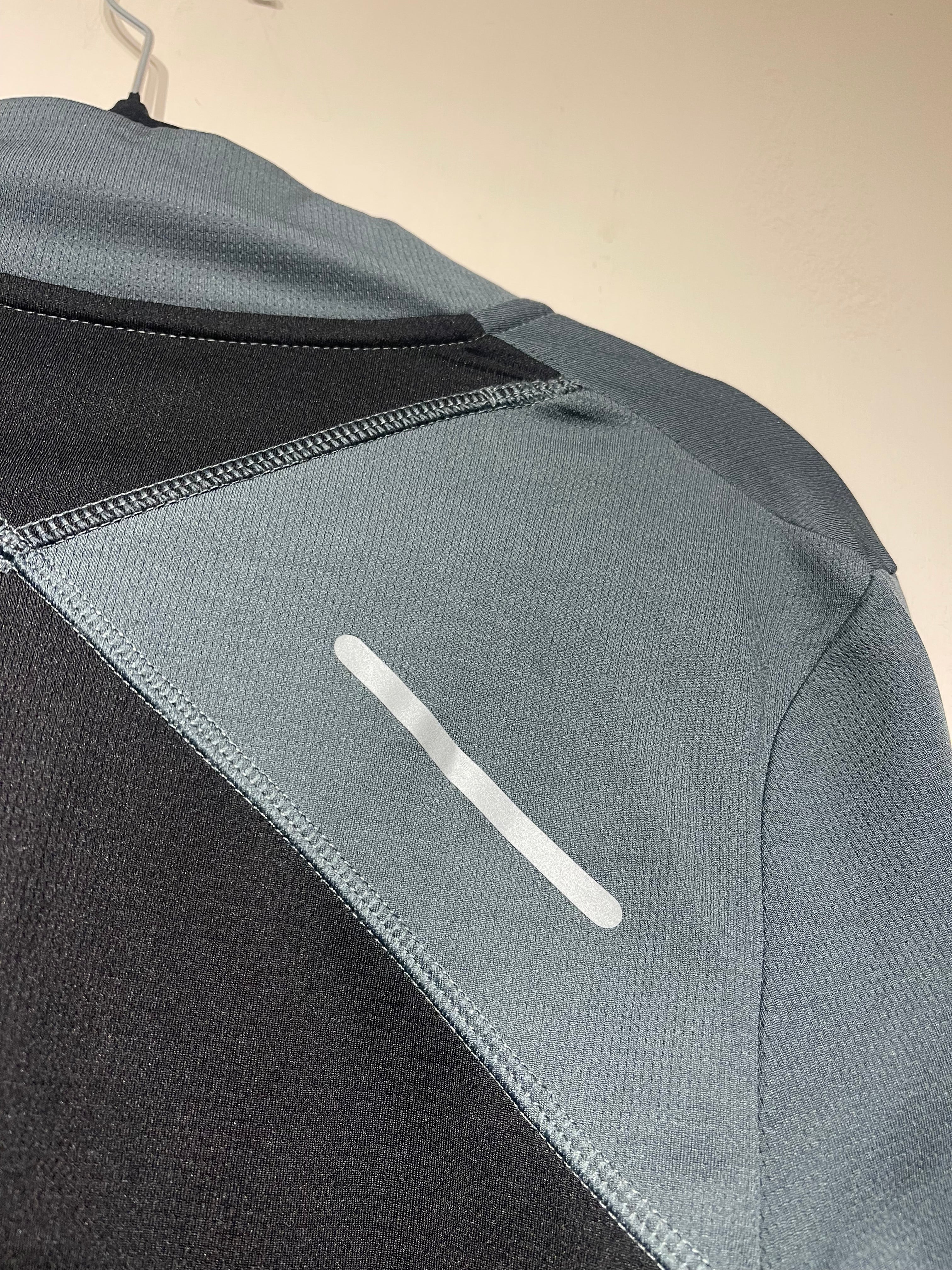 4505 Move Running Quarterzip