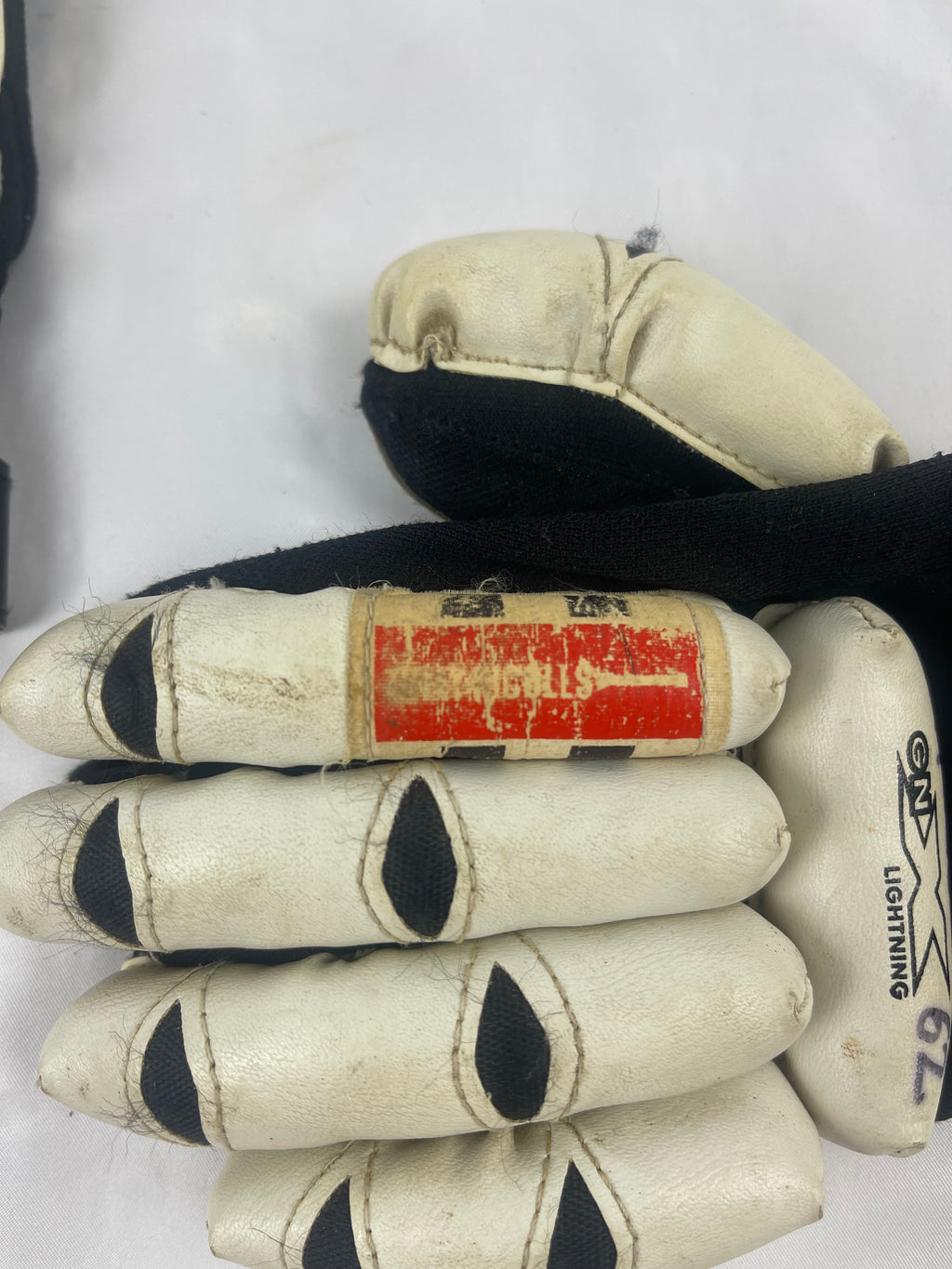 Gray Nicholls Junior Cricket Gloves