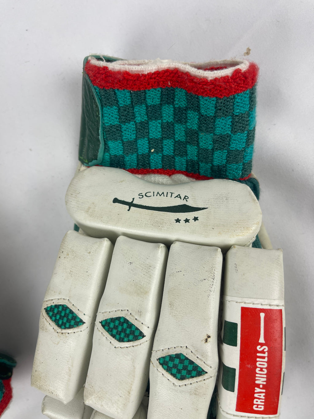 Gray Nicholls Scimitar Junior Gloves