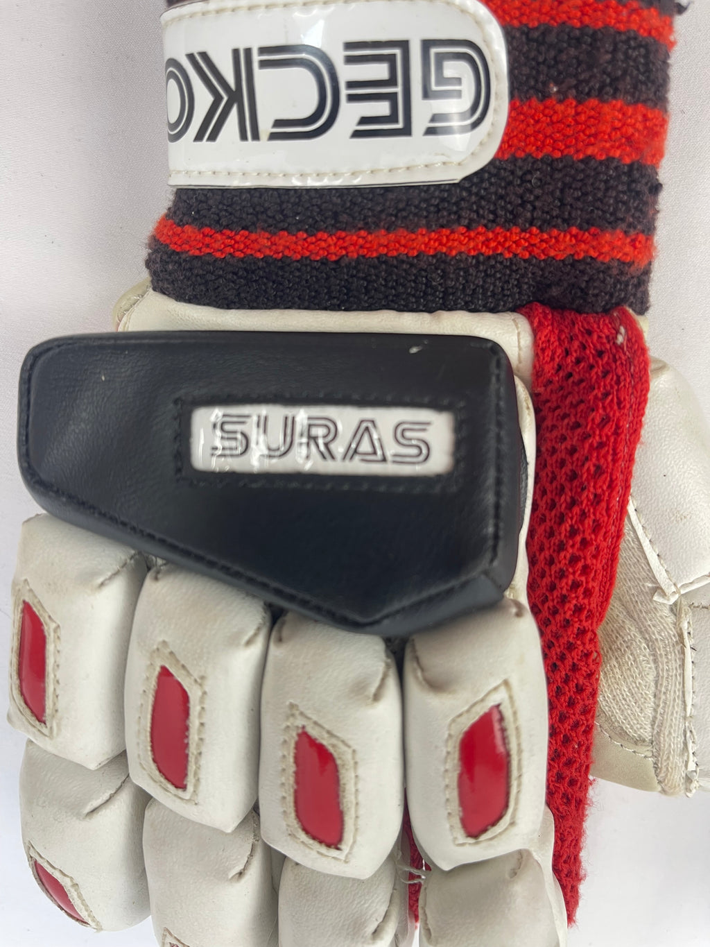 Gecko Youth Suras Cricket Gloves