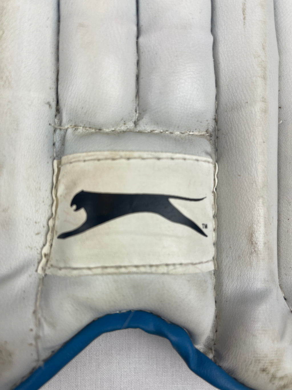 Slazenger Junior Icon Cricket Batting Pads