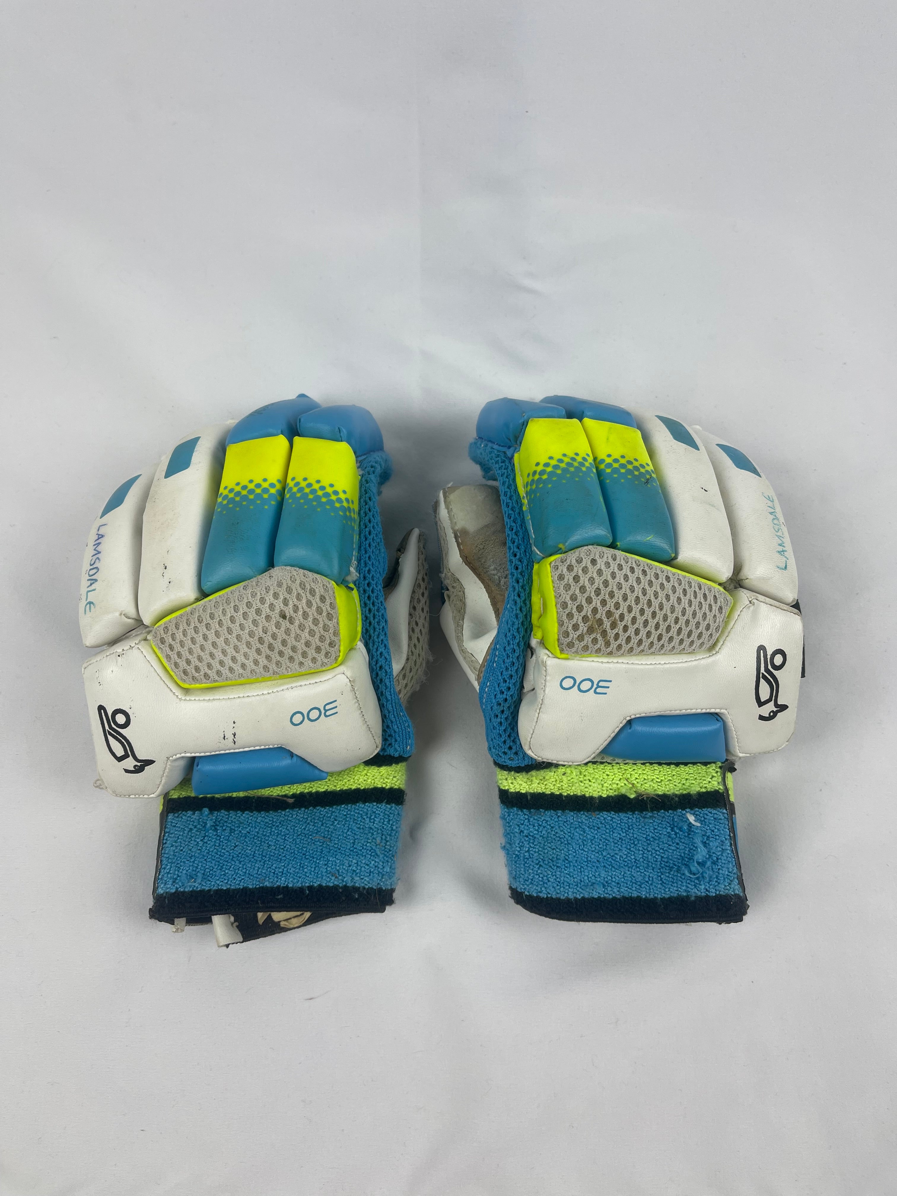 Kookaburra Youth Verve 300 Cricket Gloves