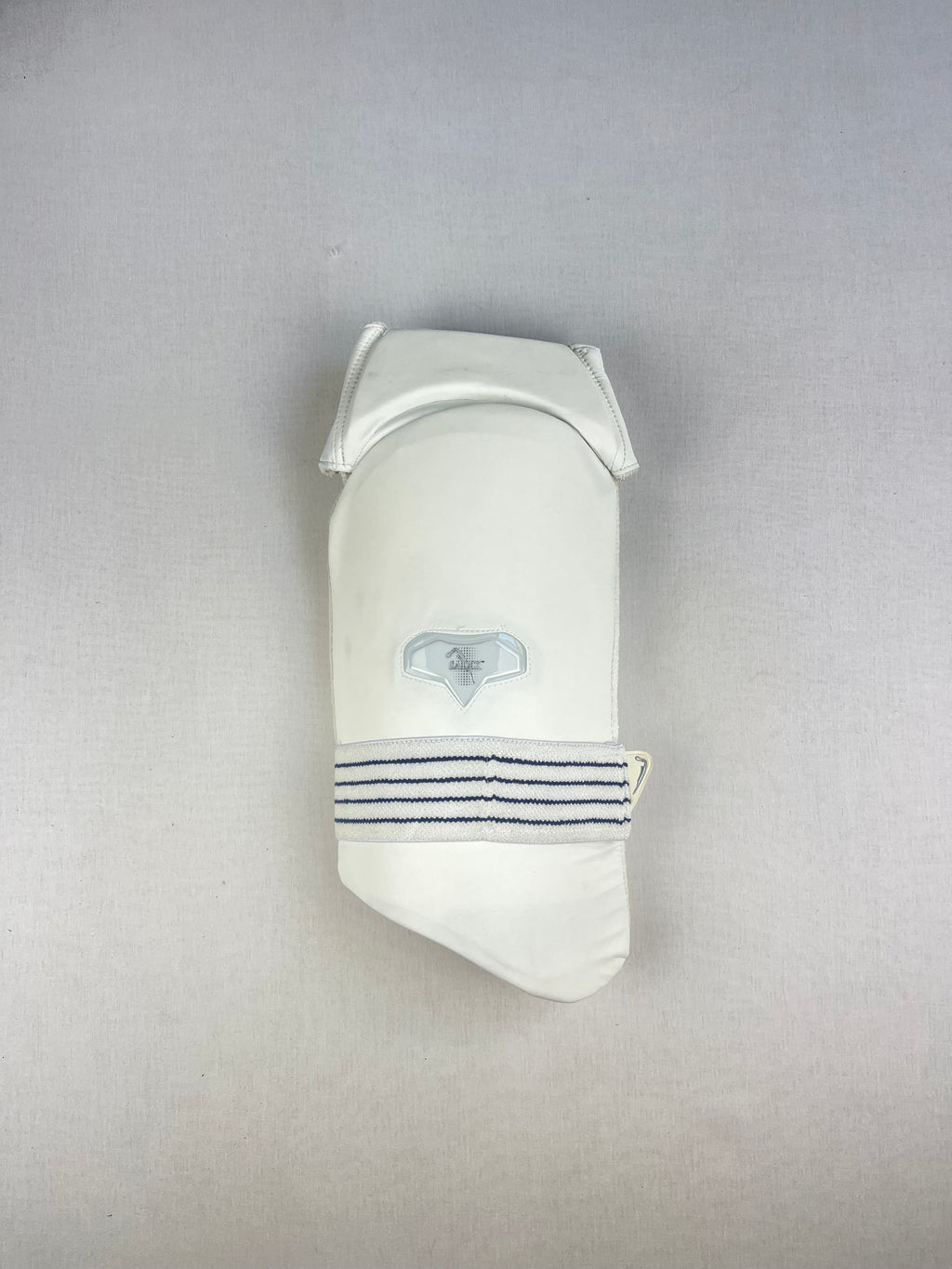 Salix Senior Cricket Thigh Pad