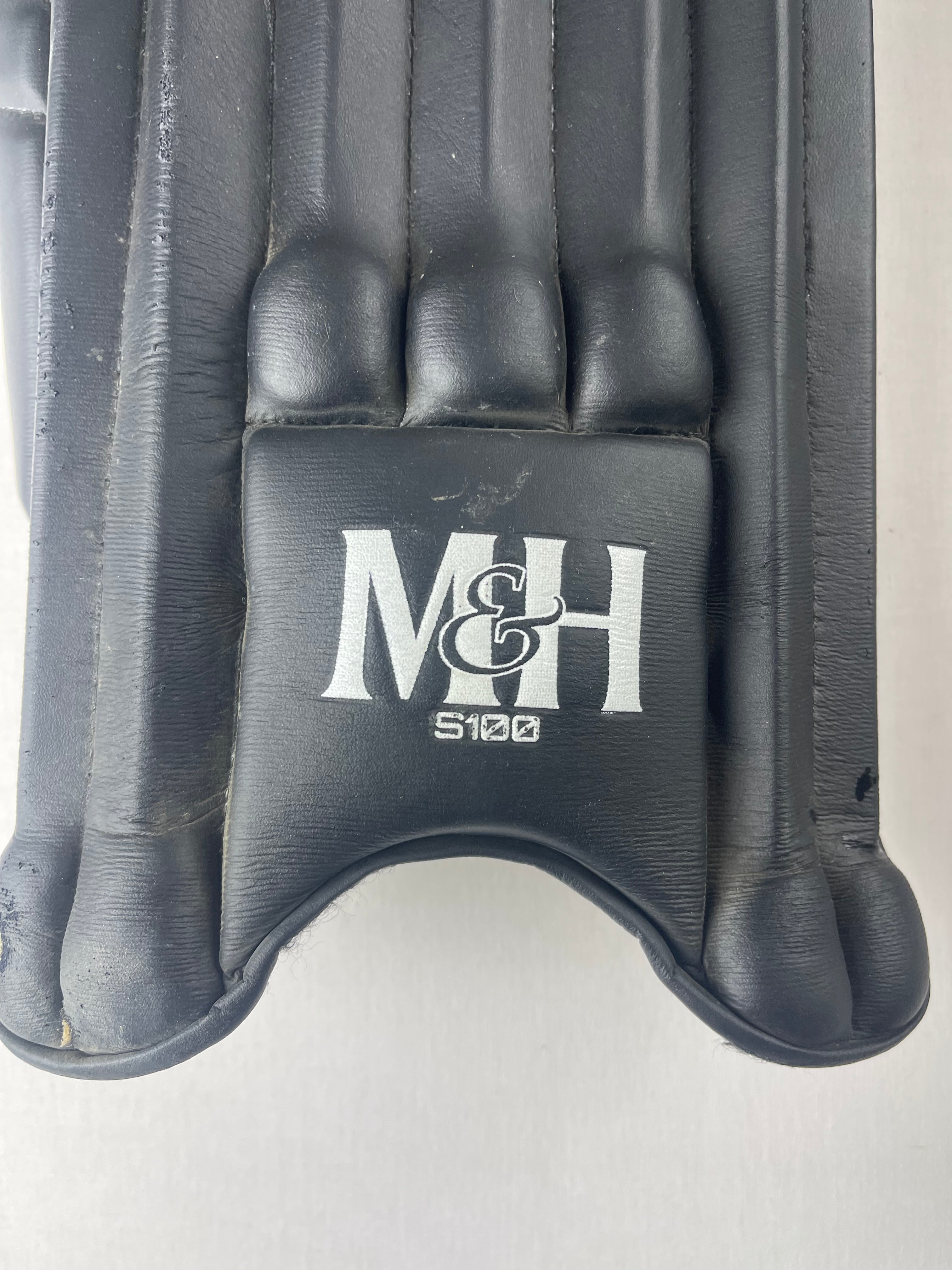 M&H Adult Cricket Pads