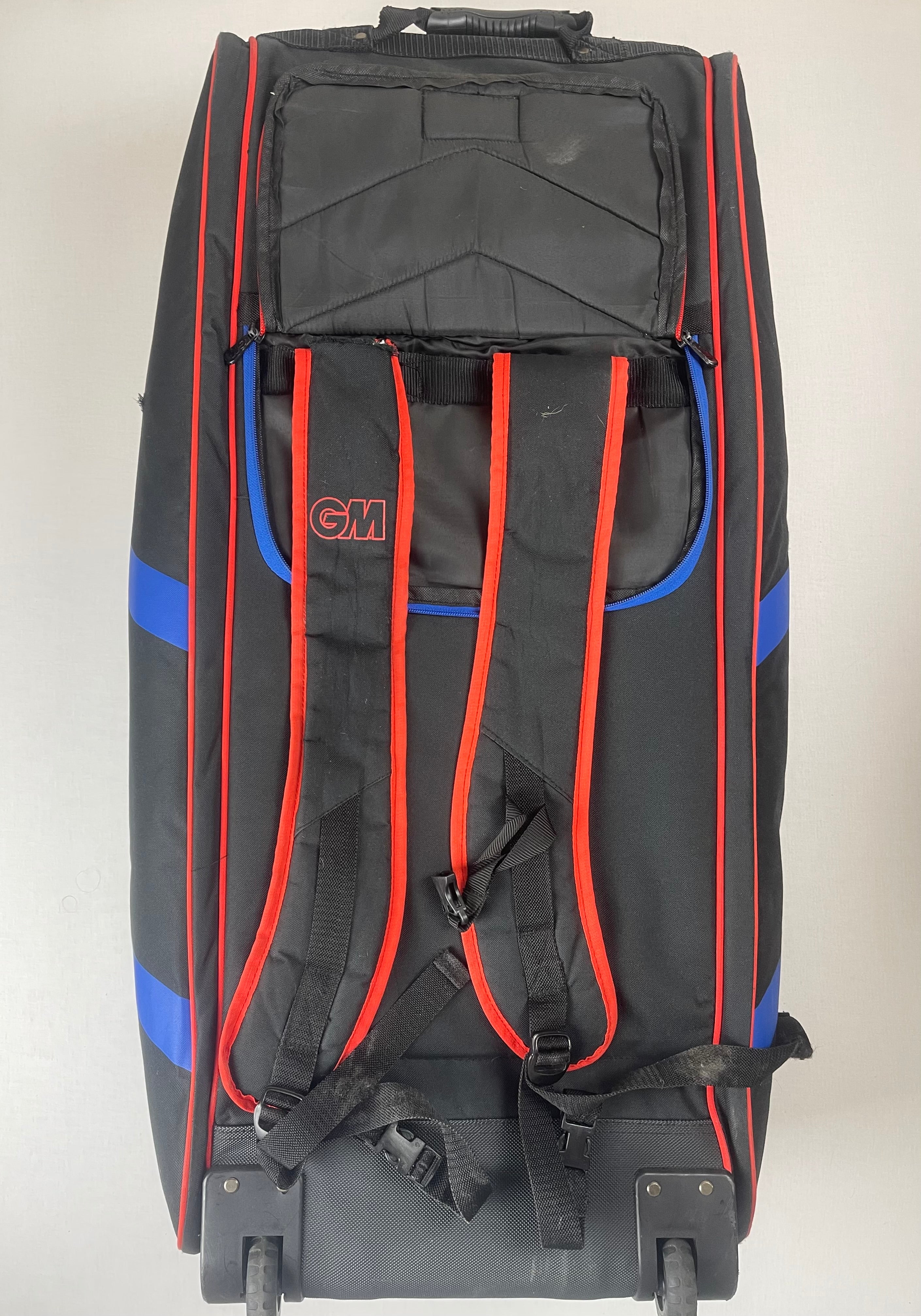 GM Original Wheelie Cricket Duffle