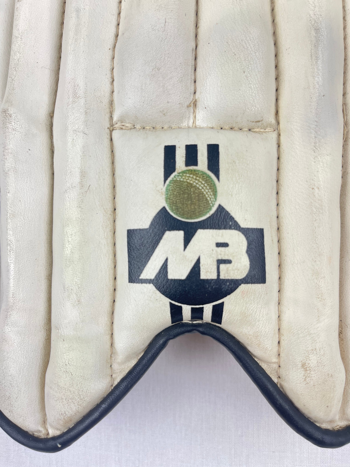 MB Youth Club Cricket Pads