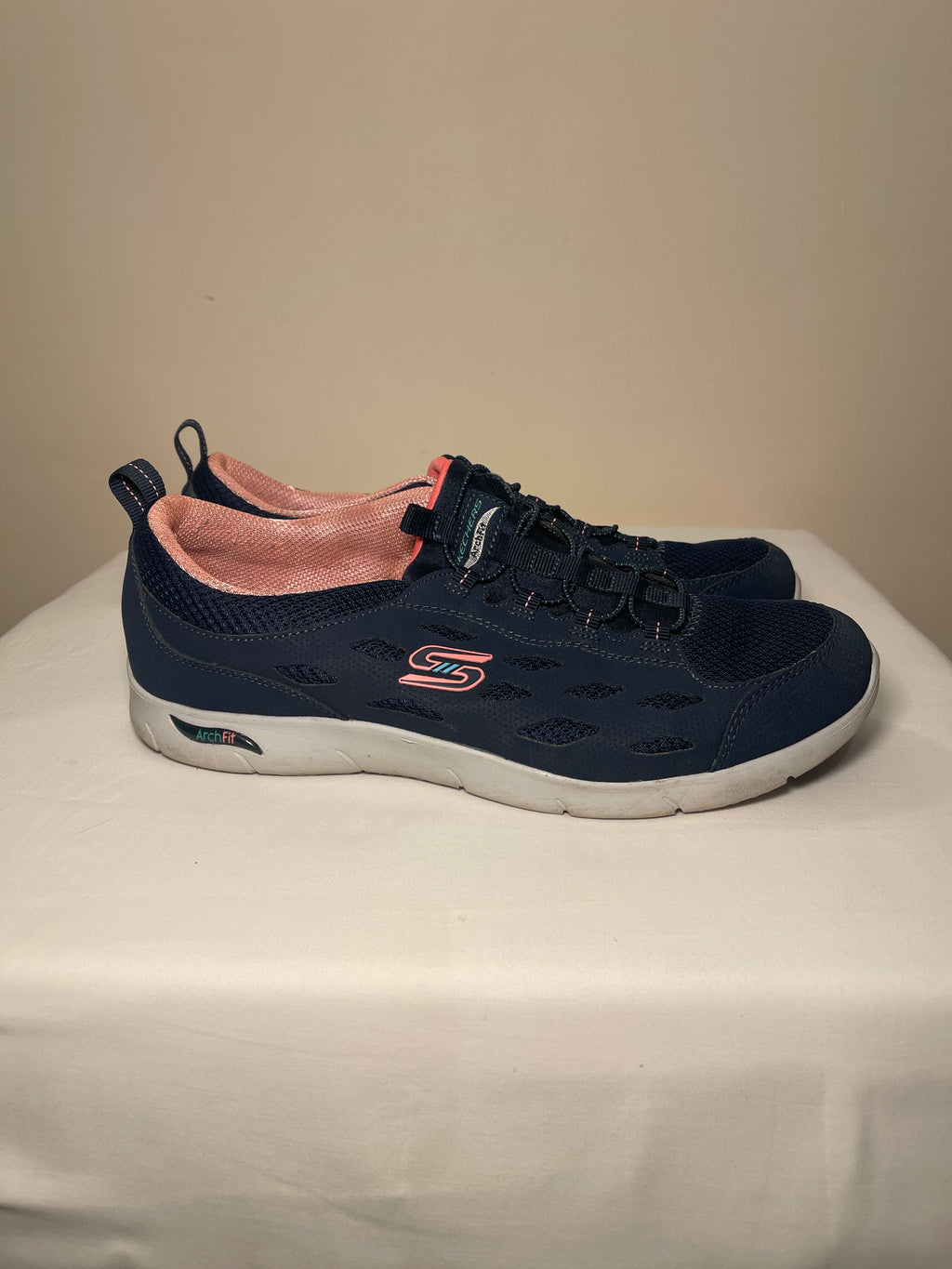 Skechers Air Cooled Form Fit Trainers