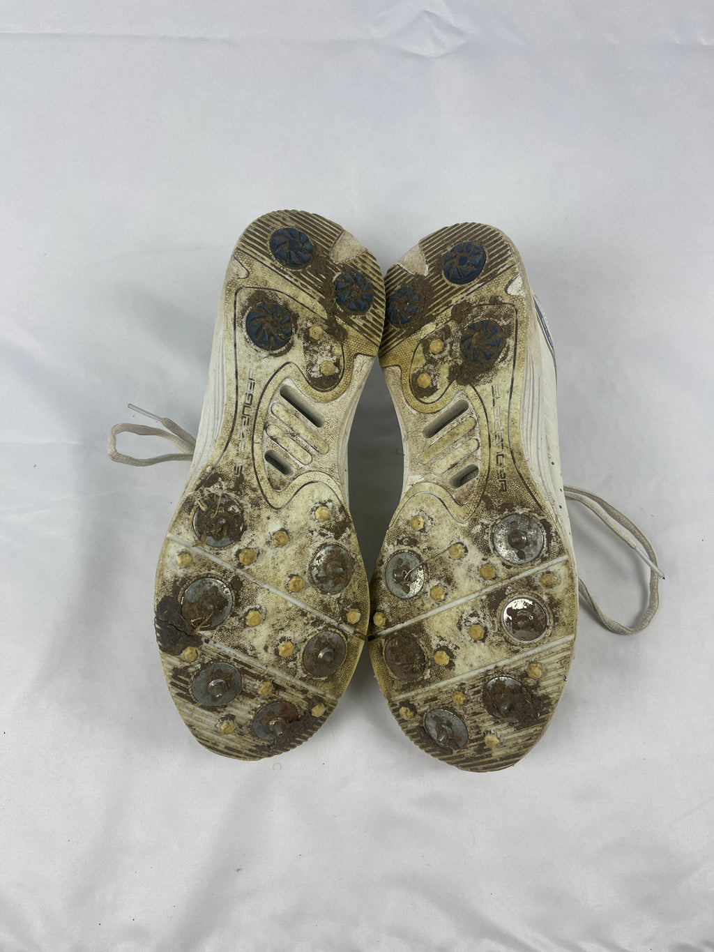 Slazenger Cricket Spikes
