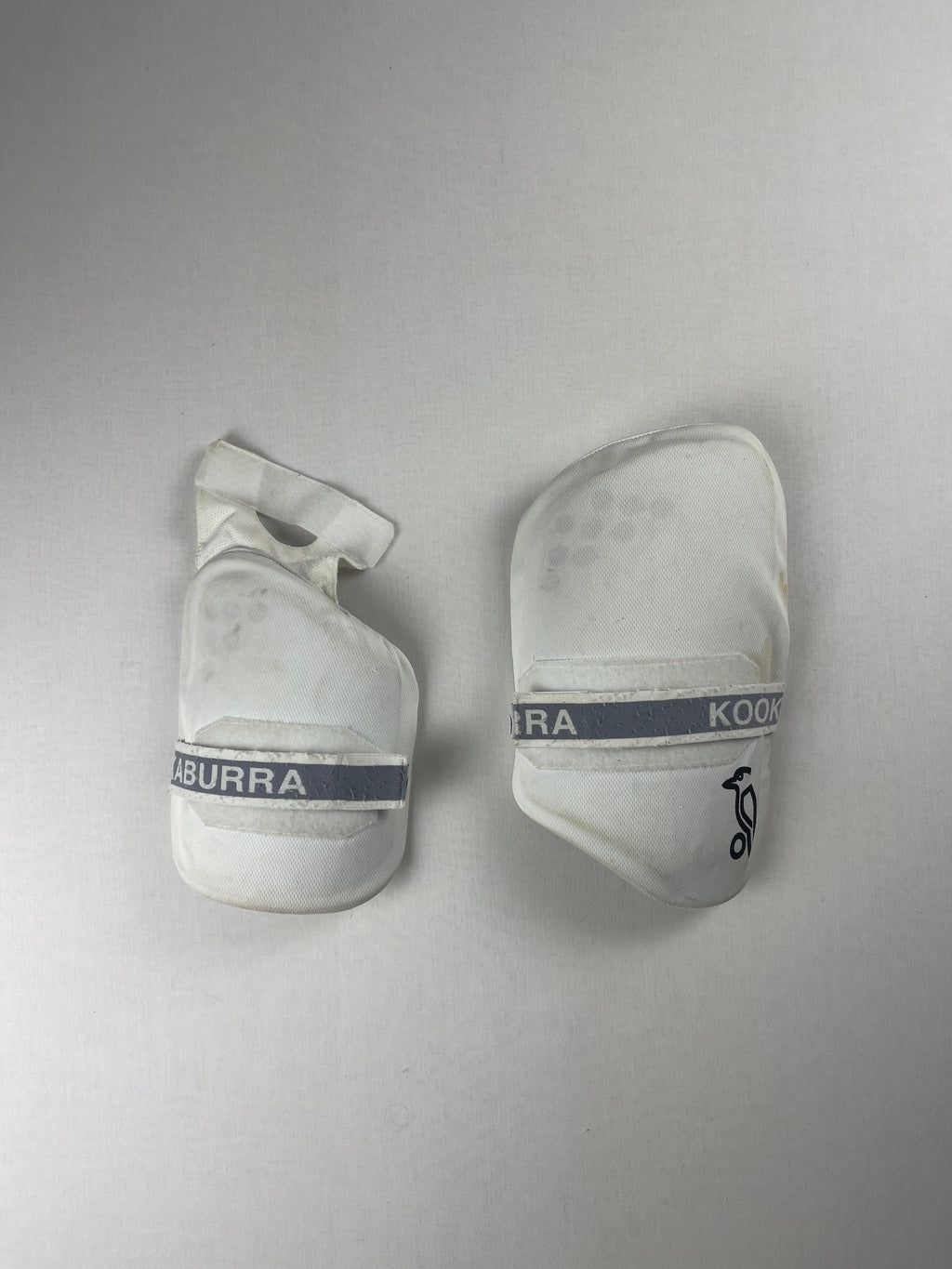 Kookaburra Right Handed Thigh Guard