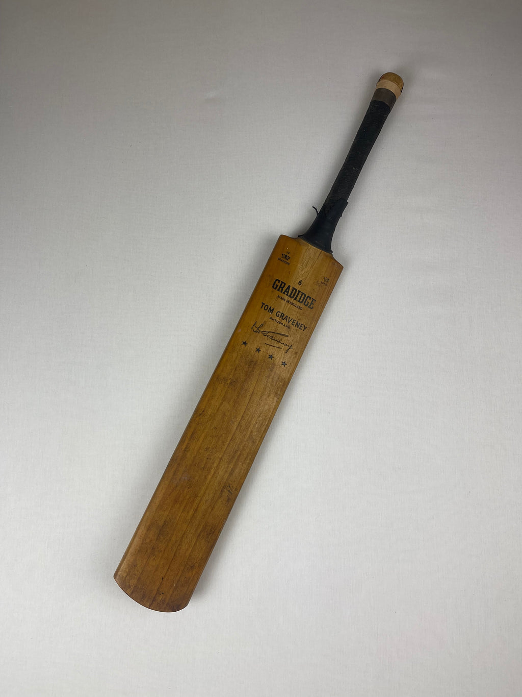 Gradidge Tom Graveney No.6 Autograph Cricket Bat