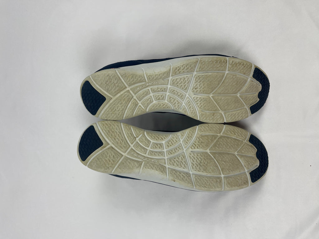 Skechers Air Cooled Form Fit Trainers