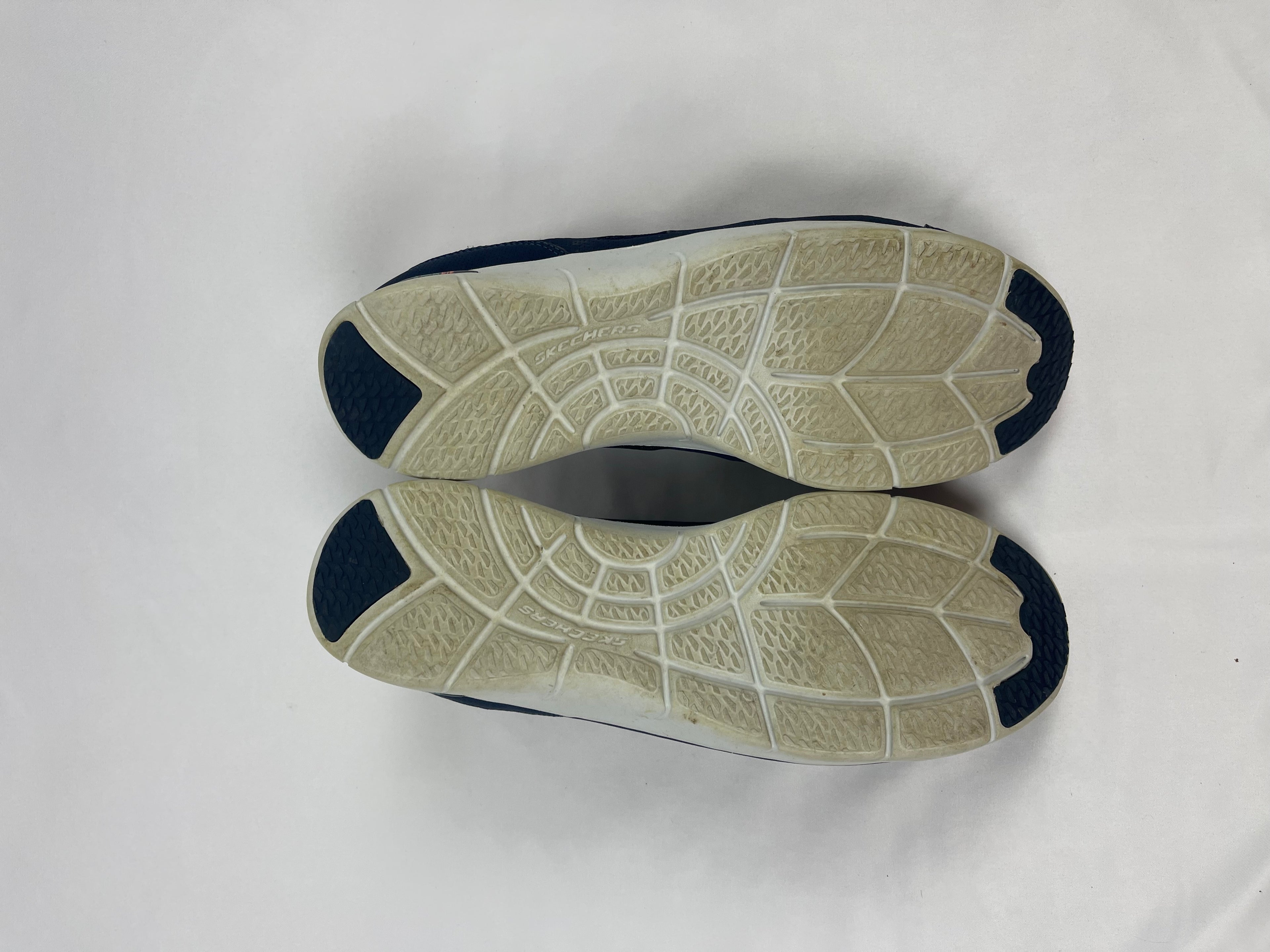 Skechers Air Cooled Form Fit Trainers