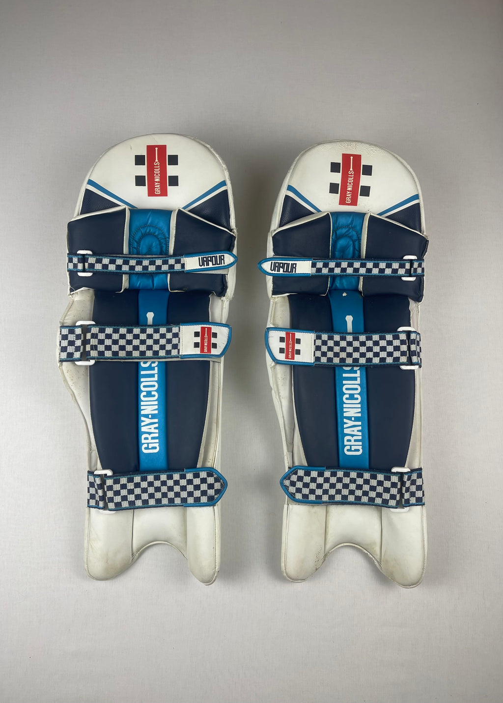Gray Nicholls Vapour Cricket Pads