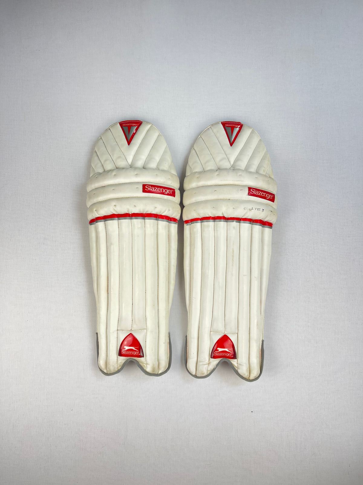 Slazenger Elite X-Lite Junior Cricket Pads
