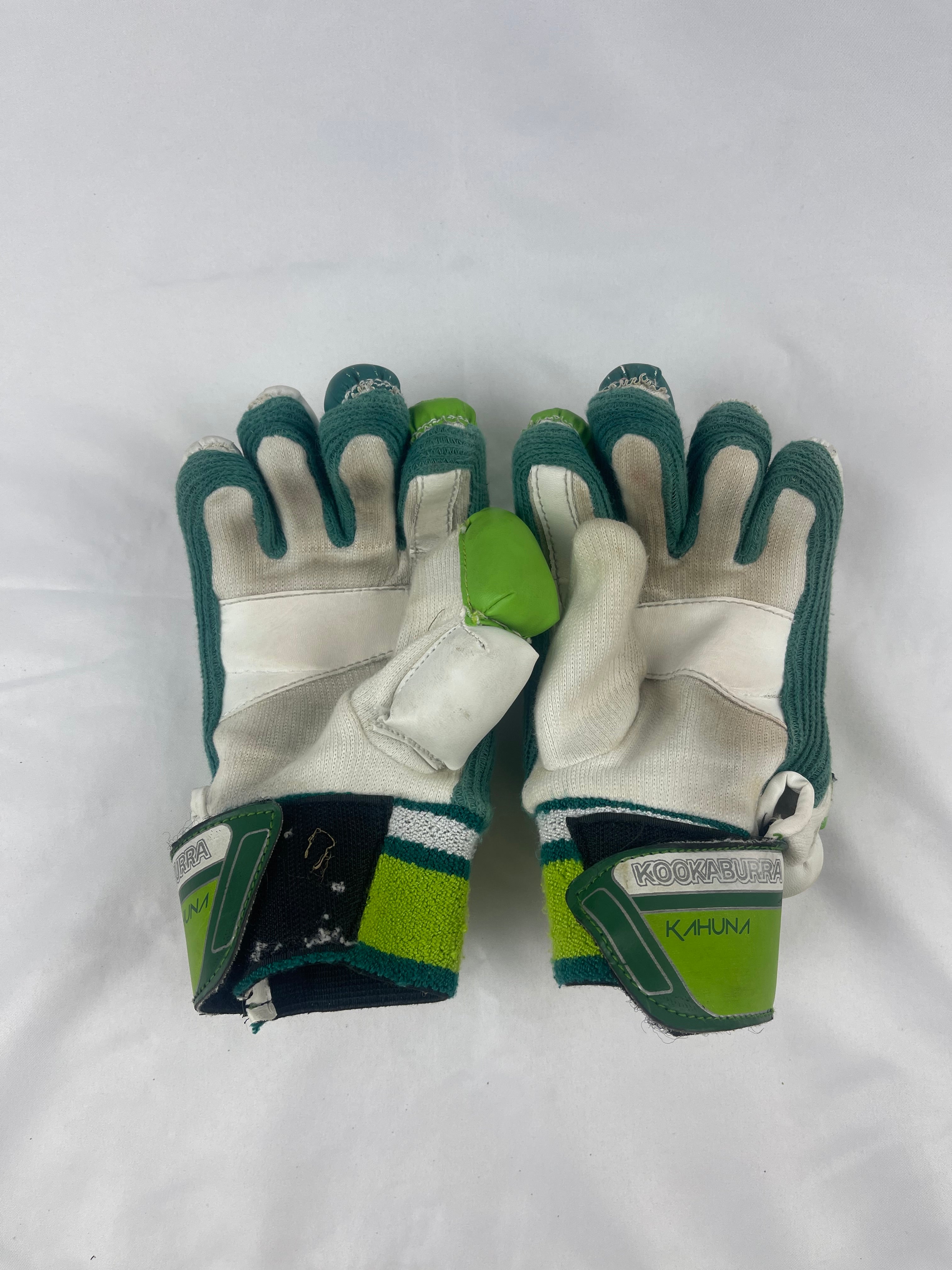 Kookaburra Junior Viper Cricket Gloves