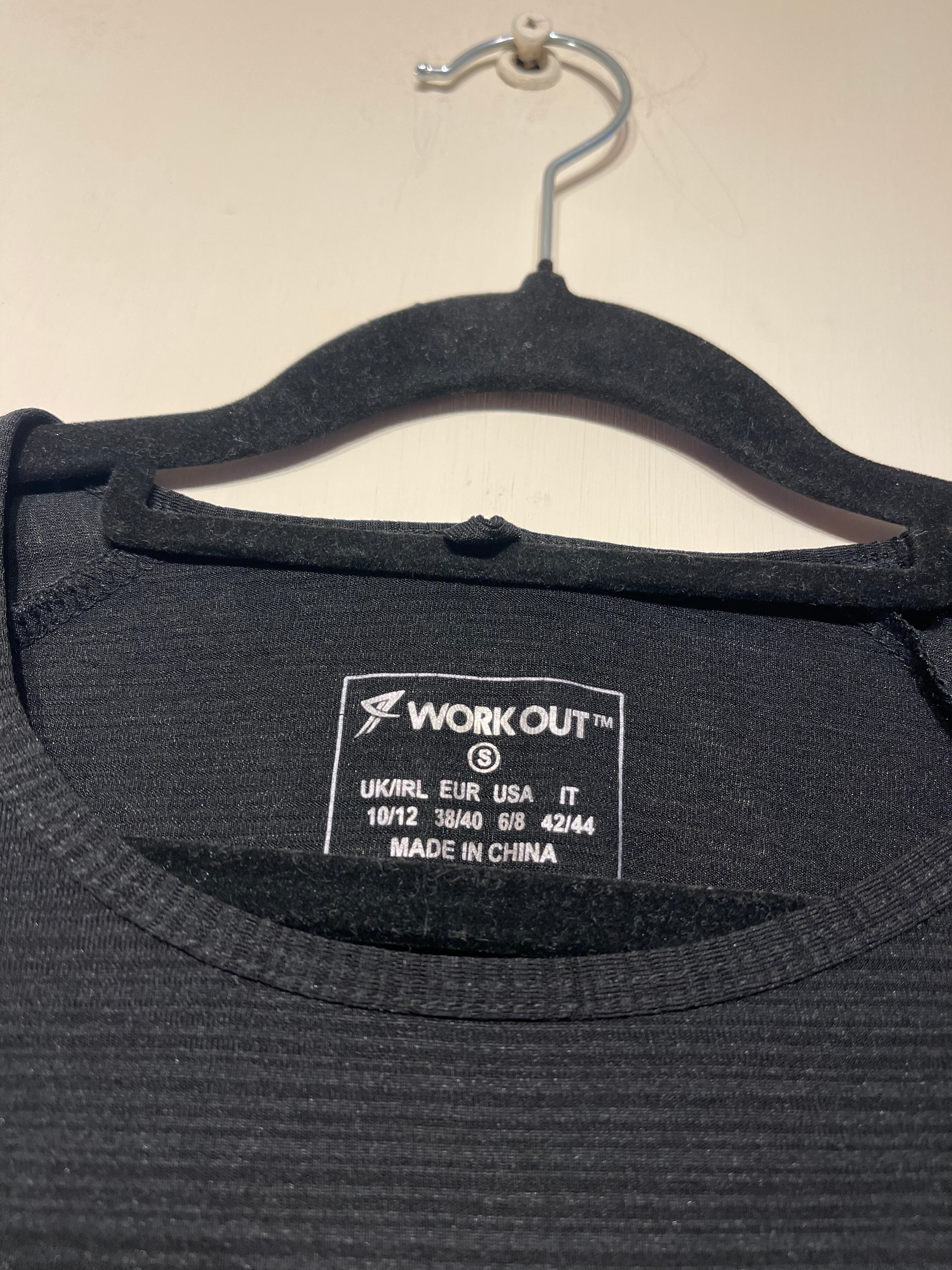 Women’s WorkOut Gym Top