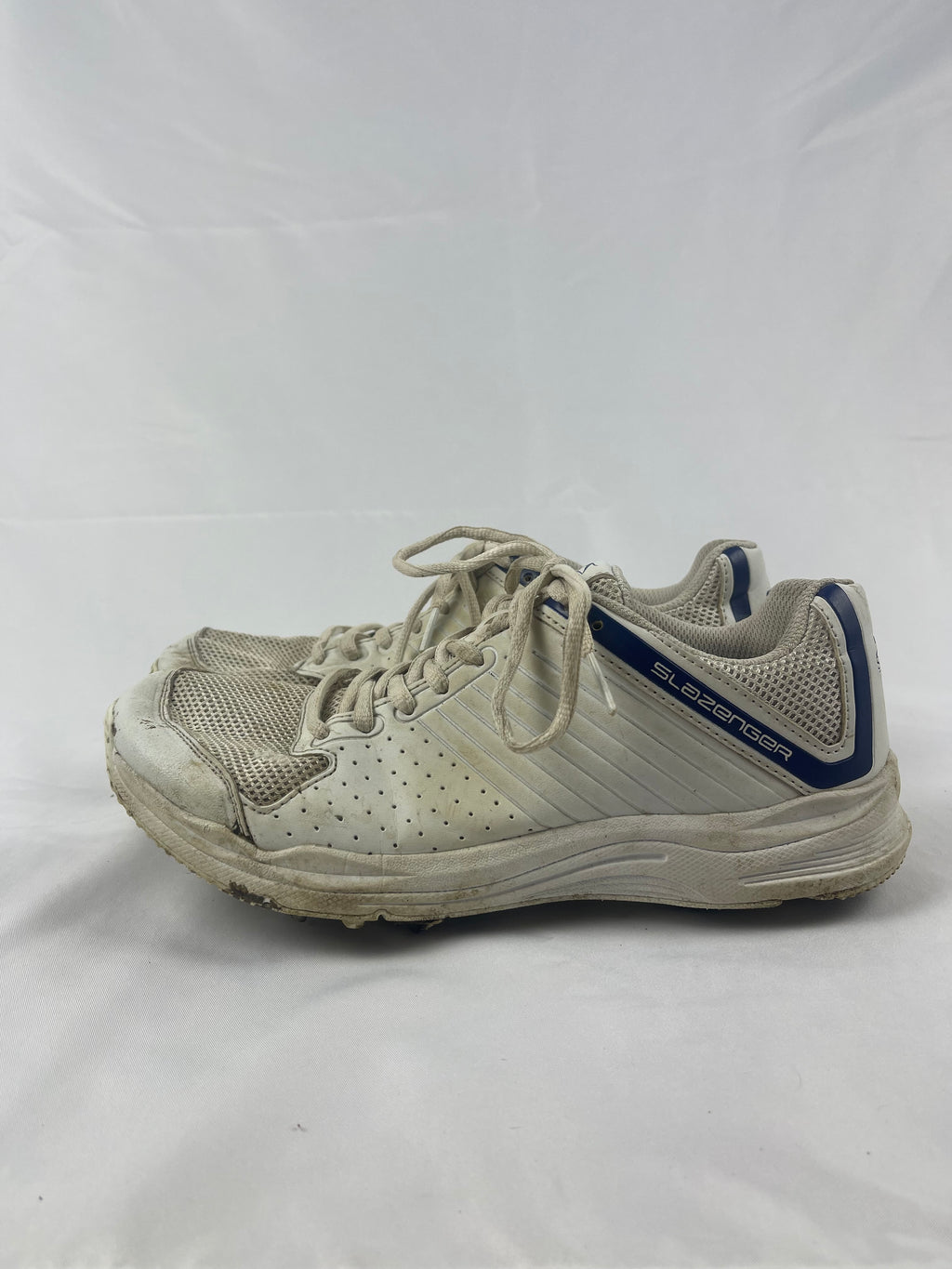 Slazenger Cricket Spikes