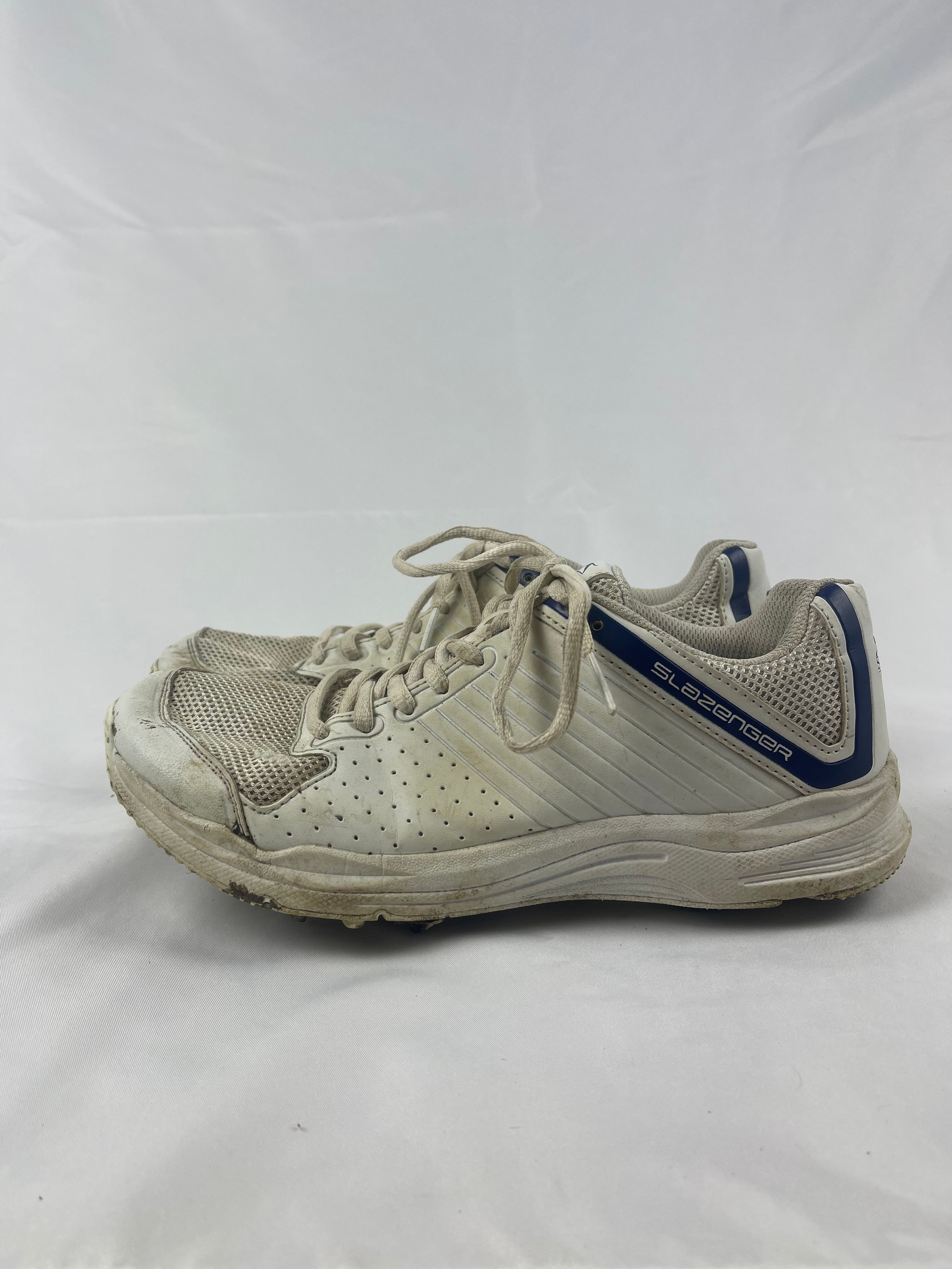 Slazenger Cricket Spikes