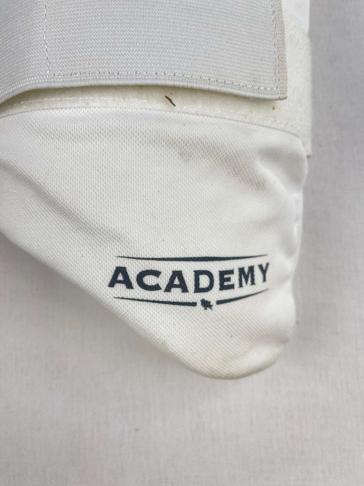 Gray Nicholls Youth Cricket Thigh Guard Set (35cm)