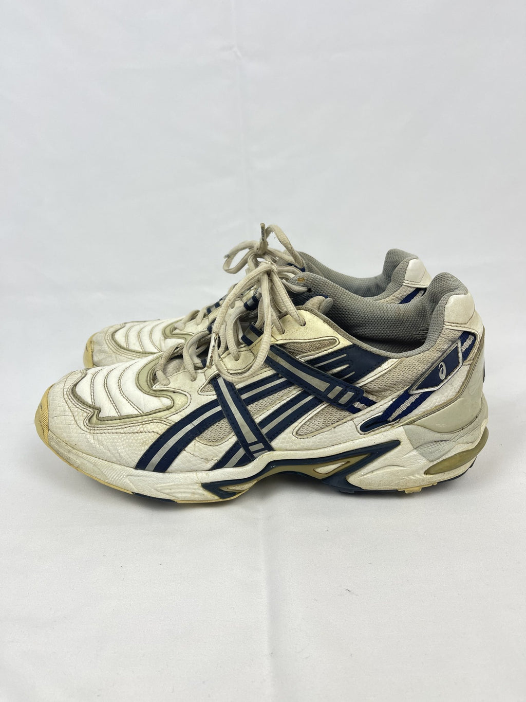 ASICS Cricket Shoes