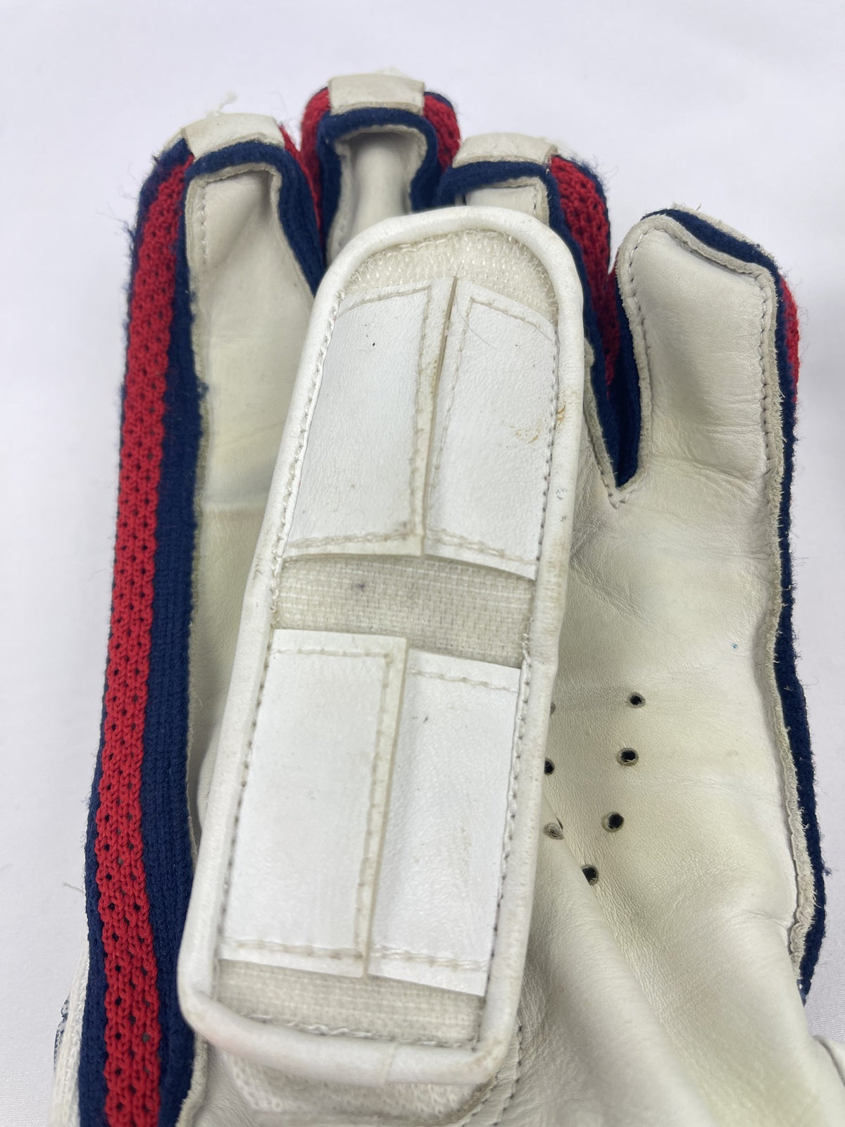 Fearnley Youth Cricket Batting Gloves