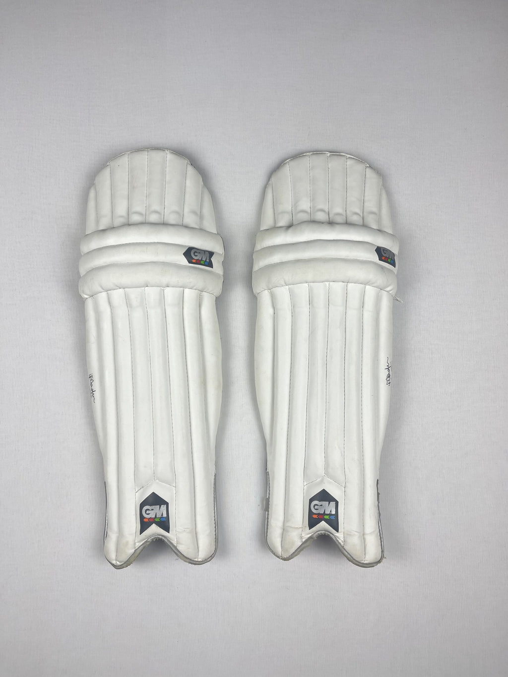 GM Michael Vaughan Youth Cricket Batting Pads