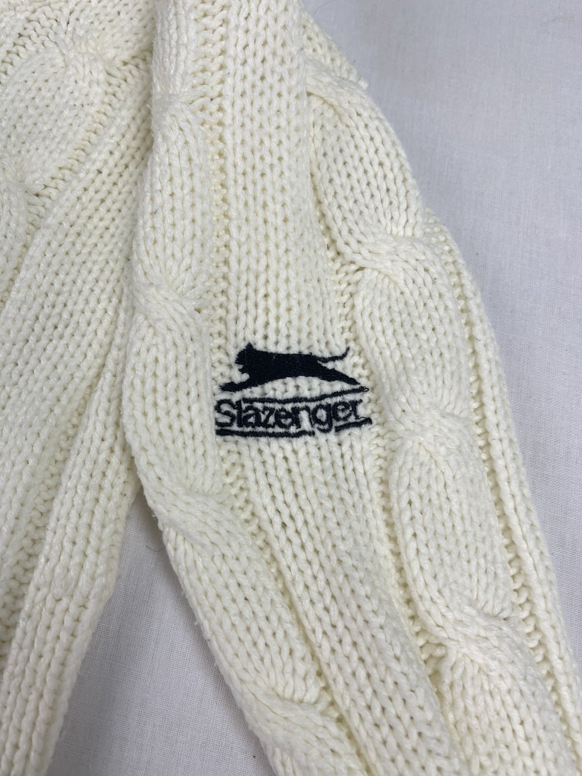 Slazenger Junior Cricket Jumper (5/6 Years)