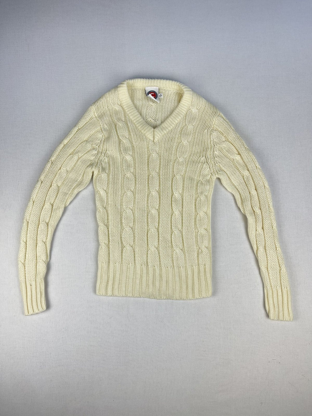 Hunts County Junior Cricket Jumper (B 26/28)