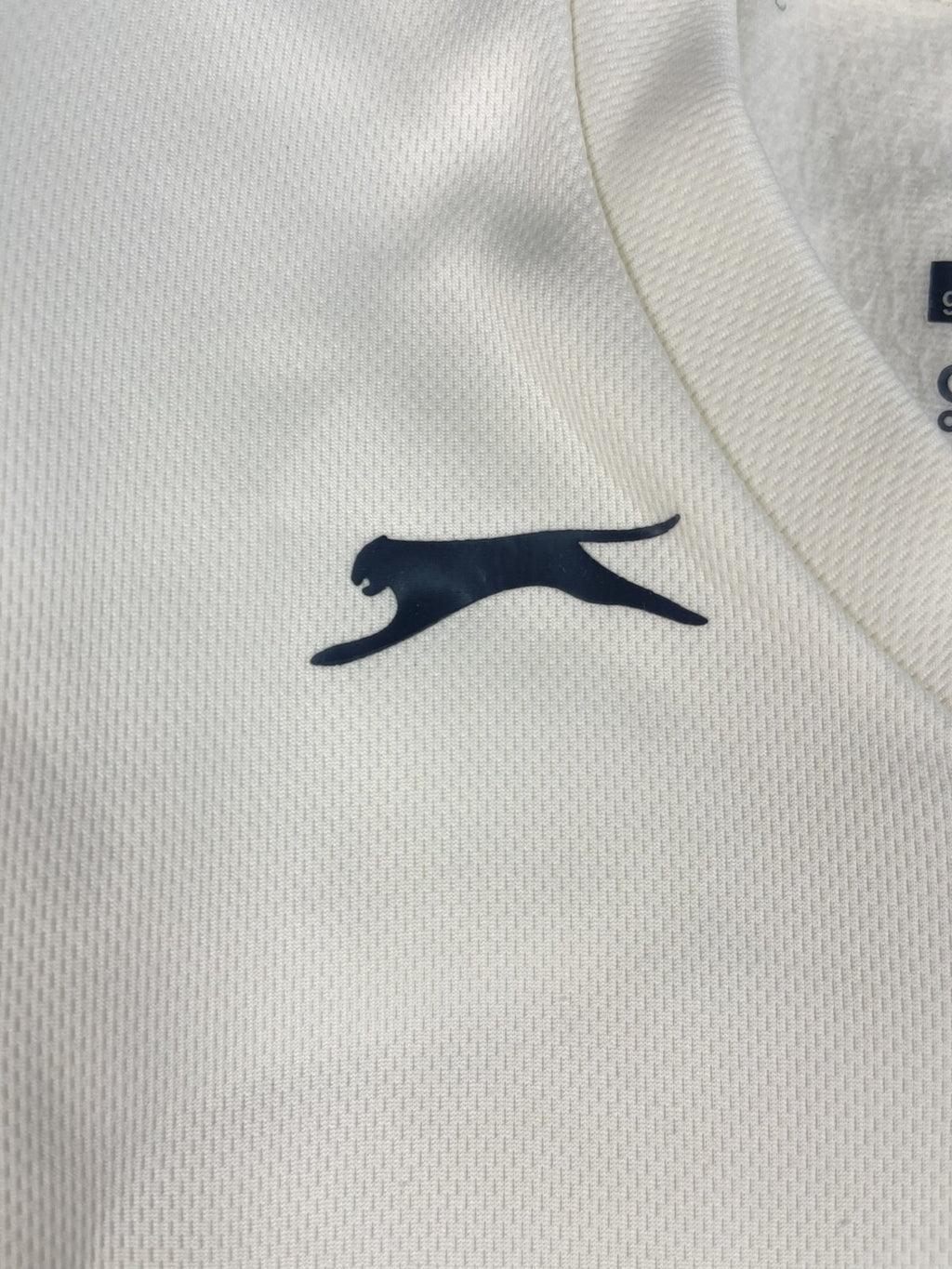 Slazenger Junior Sleeveless Cricket Top (9-10 Years)