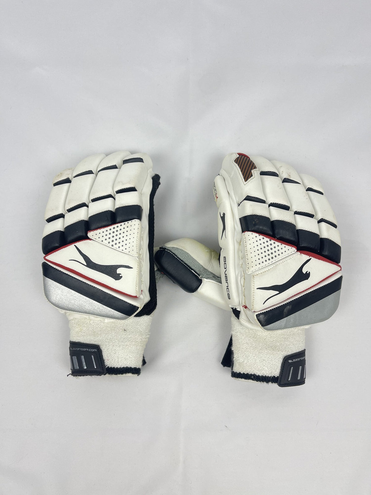 Slazenger Advance Youth Cricket Batting Gloves