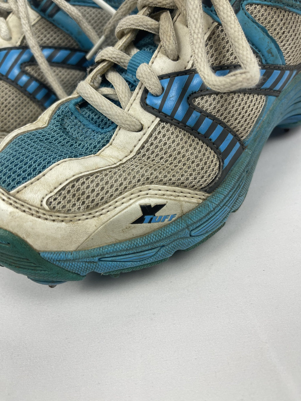 X-Tuff Junior Cricket Spikes